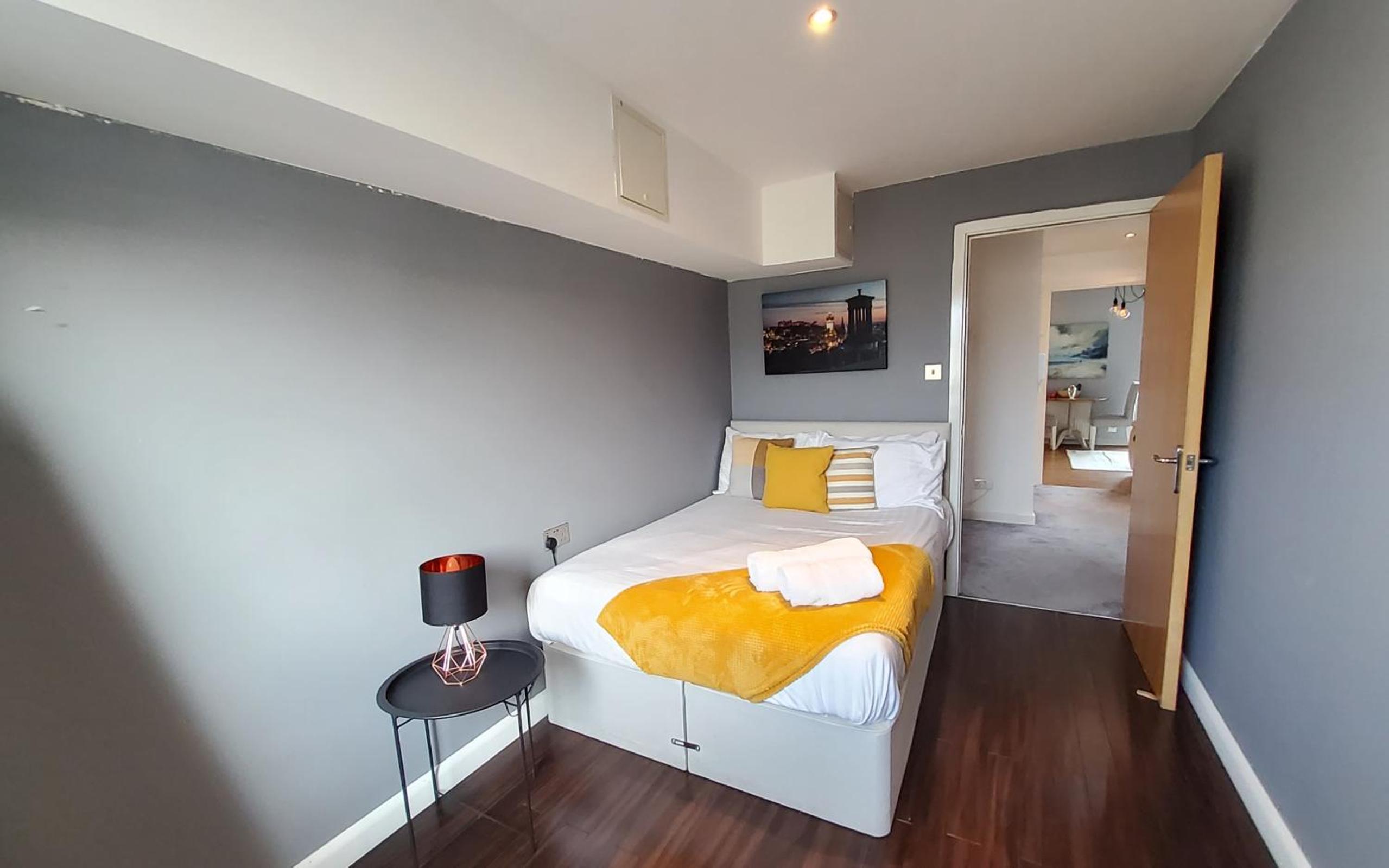 Two-Bedroom Apartment - Photo 10