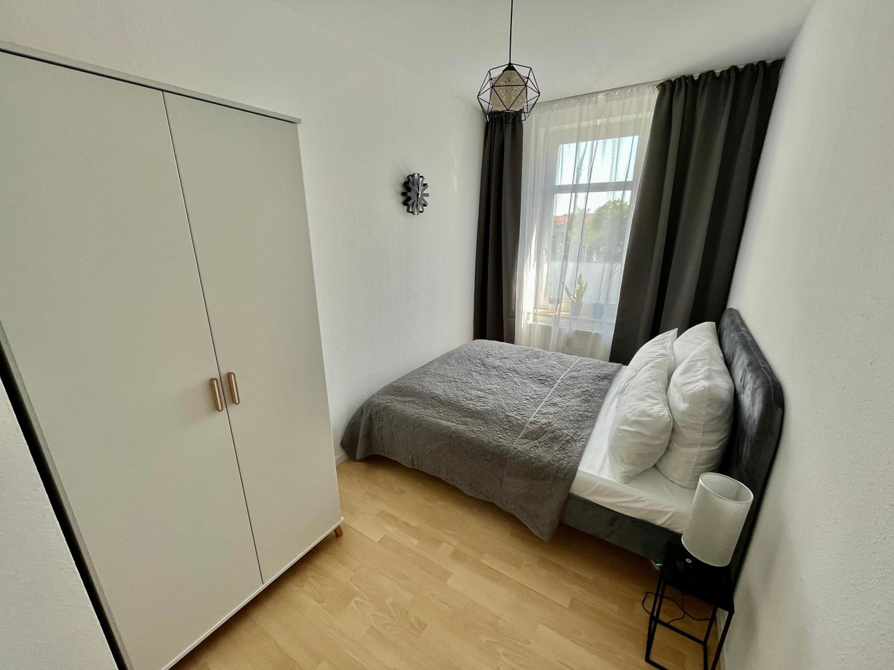 Two-Bedroom Apartment - Photo 29