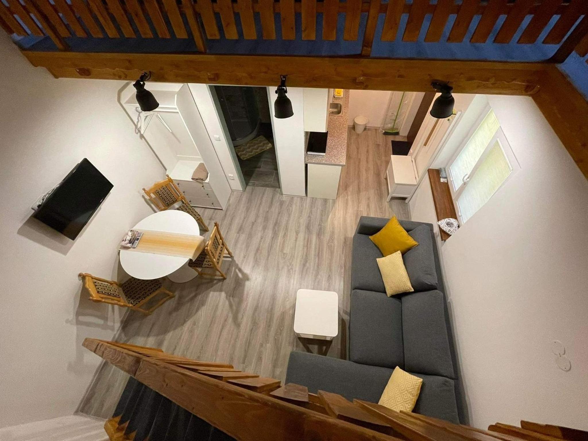 Maisonette photo 1
