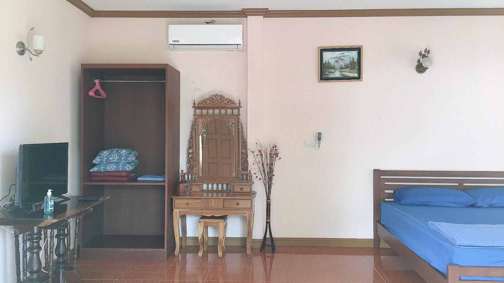 Family Bungalow photo 2