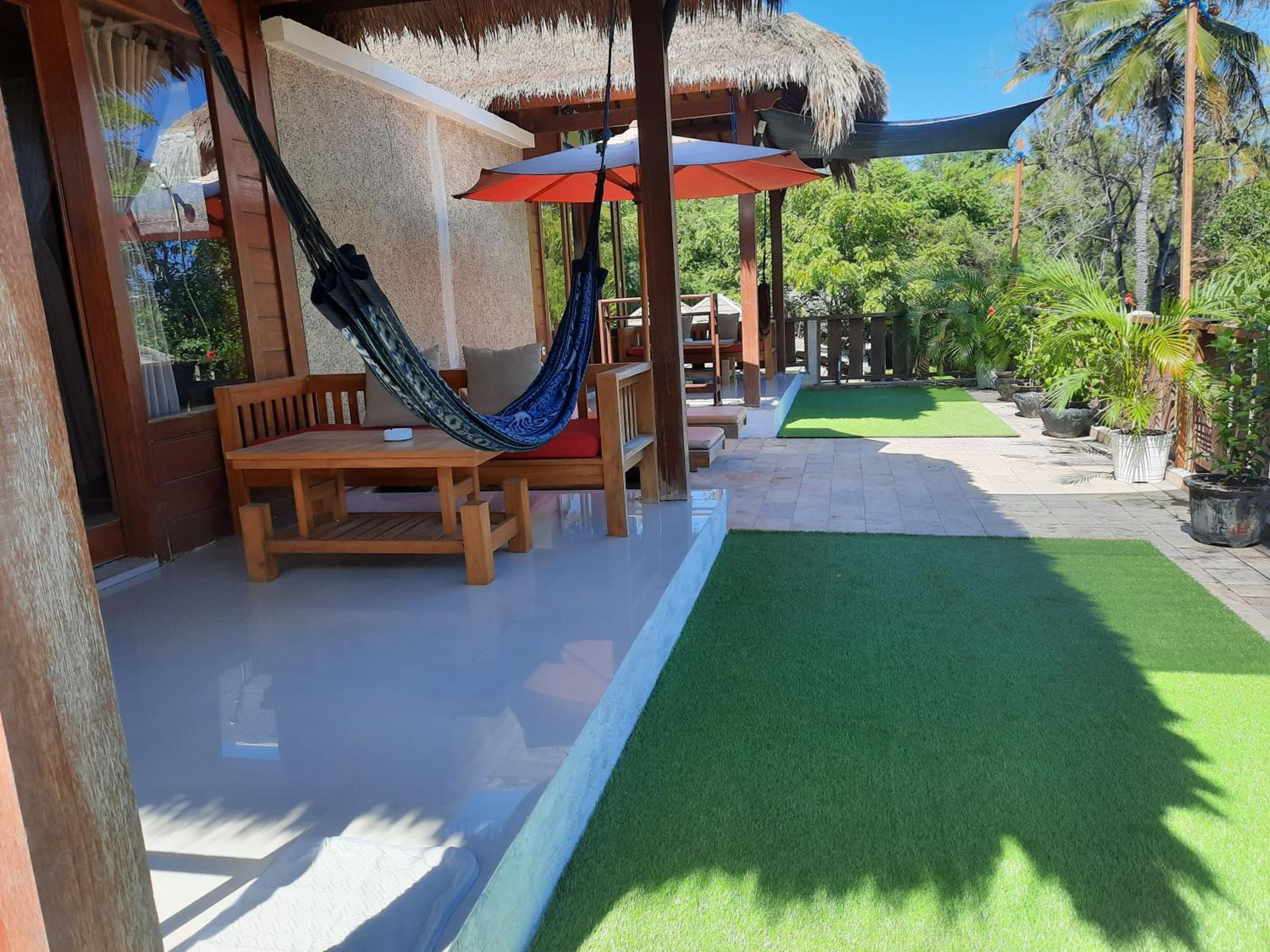 Double Room with Balcony - Photo 4