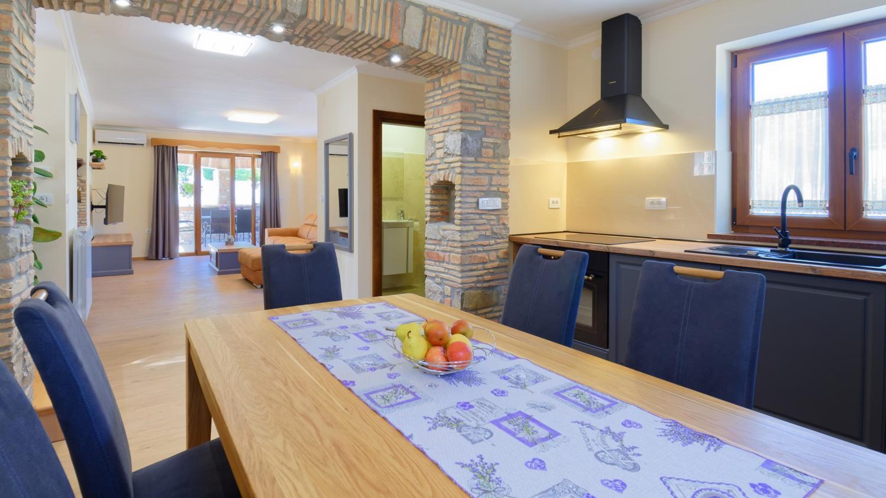 Three Bedroom holiday home  photo 3