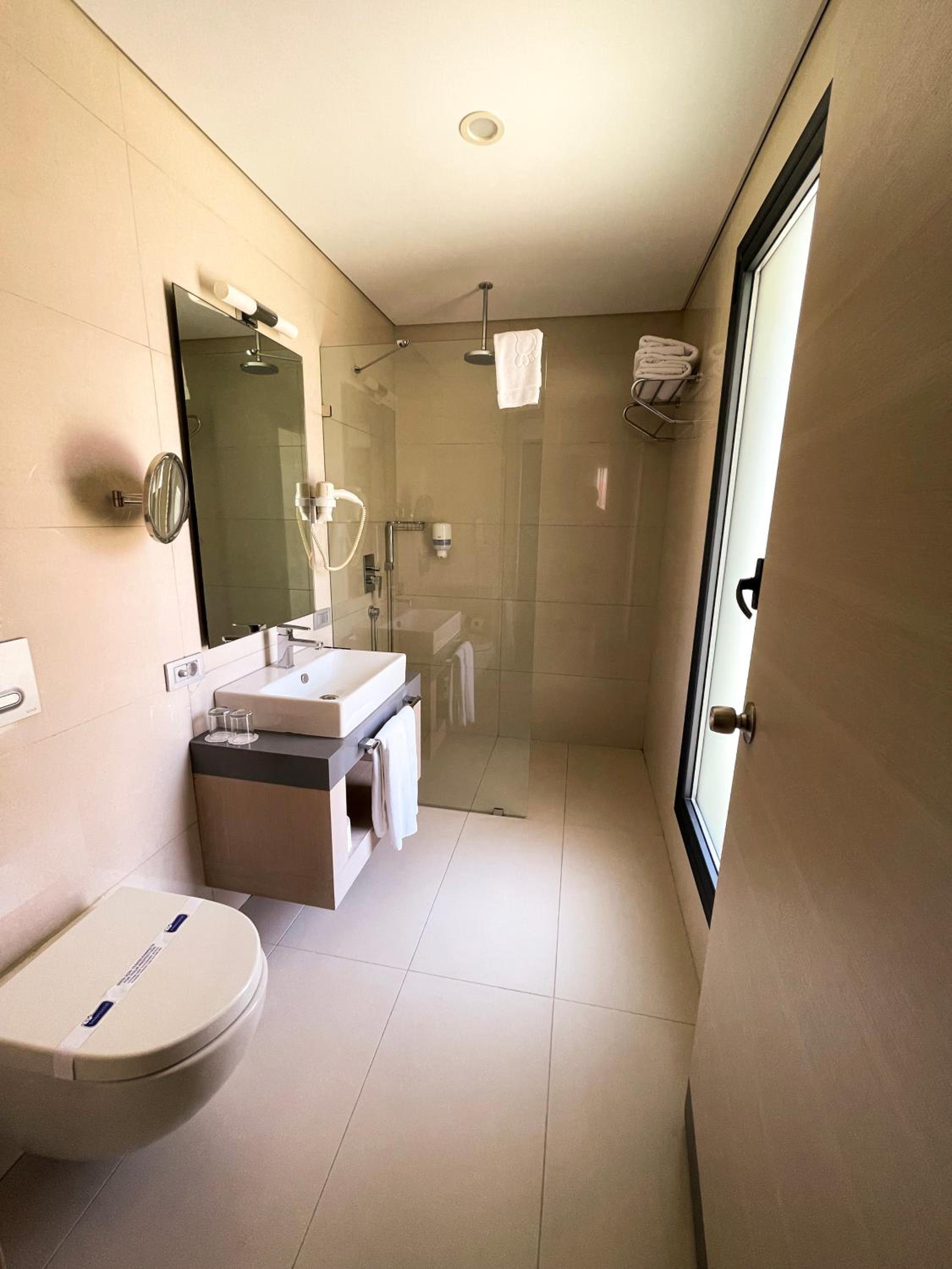 Family Suite - Photo 11