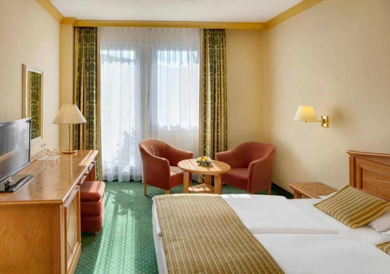 Superior Room with Wellness and Fitness Access - Photo 1