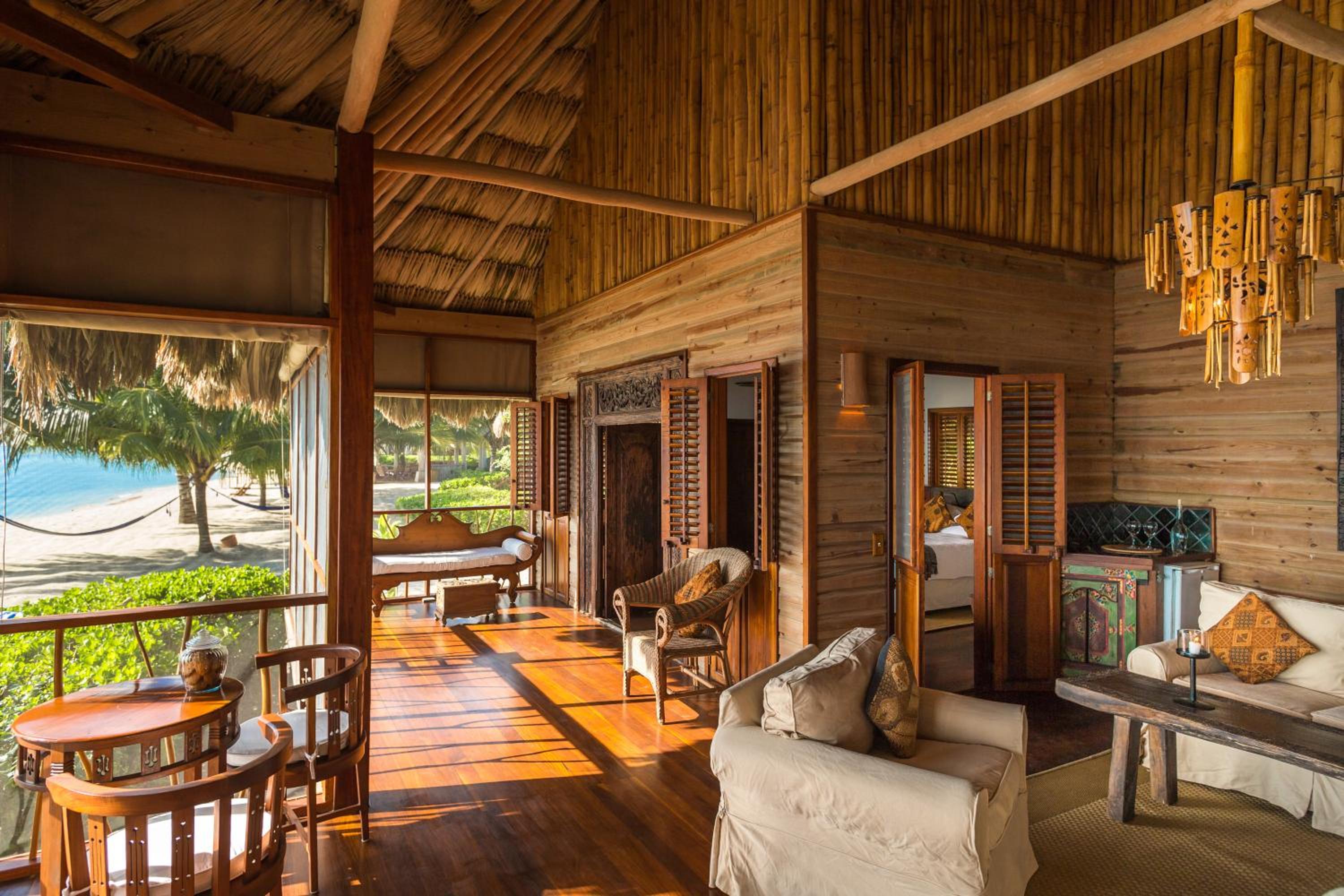 Villa - Beach Front photo 2