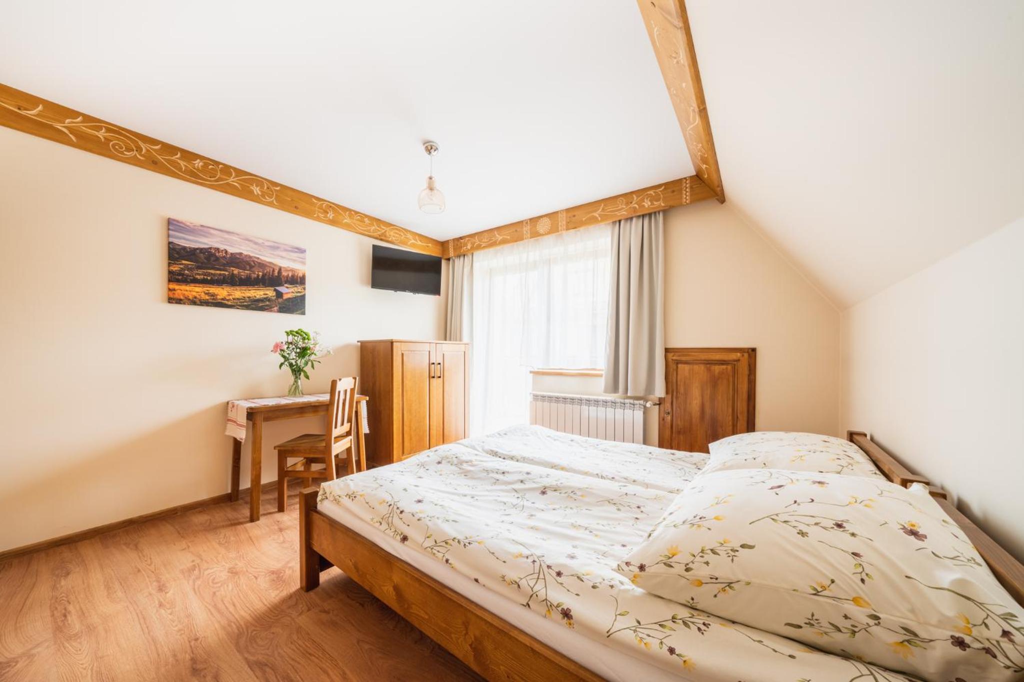 Deluxe Double or Twin Room with Balcony - Photo 2