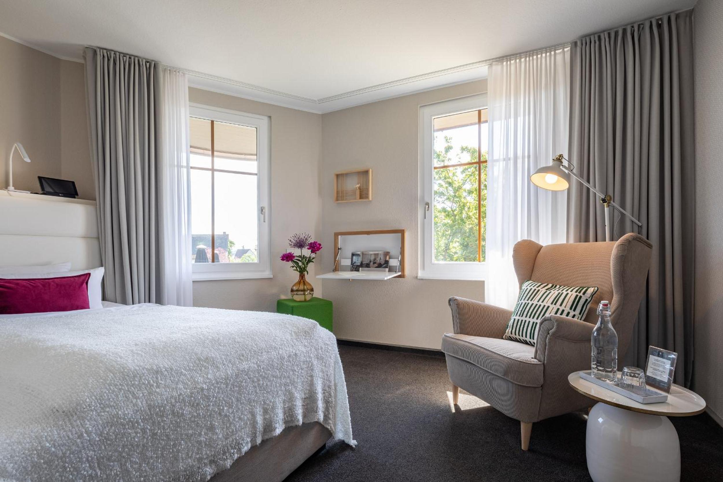 Single Room photo 2