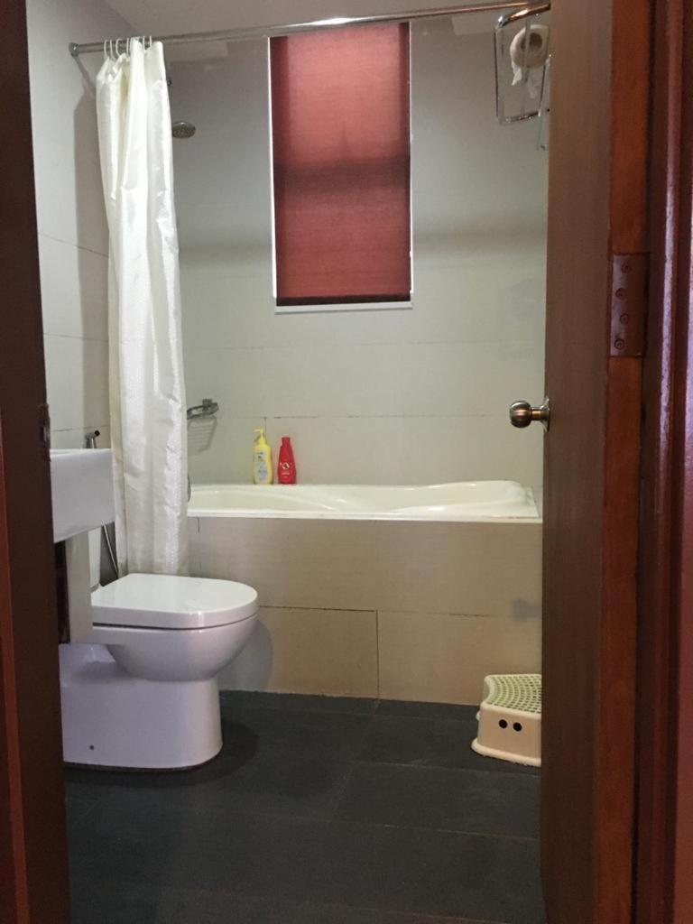 One-Bedroom Apartment - Photo 18