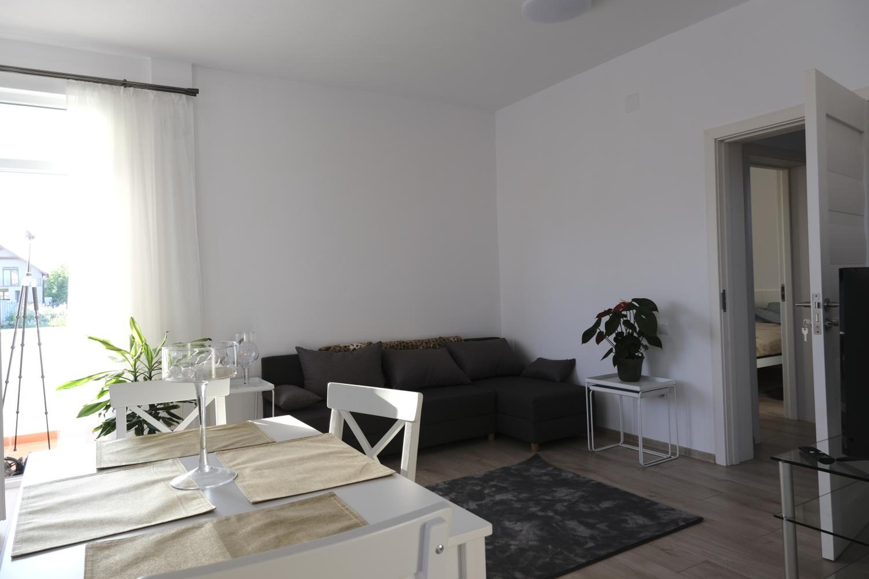 One-Bedroom Apartment - Photo 20