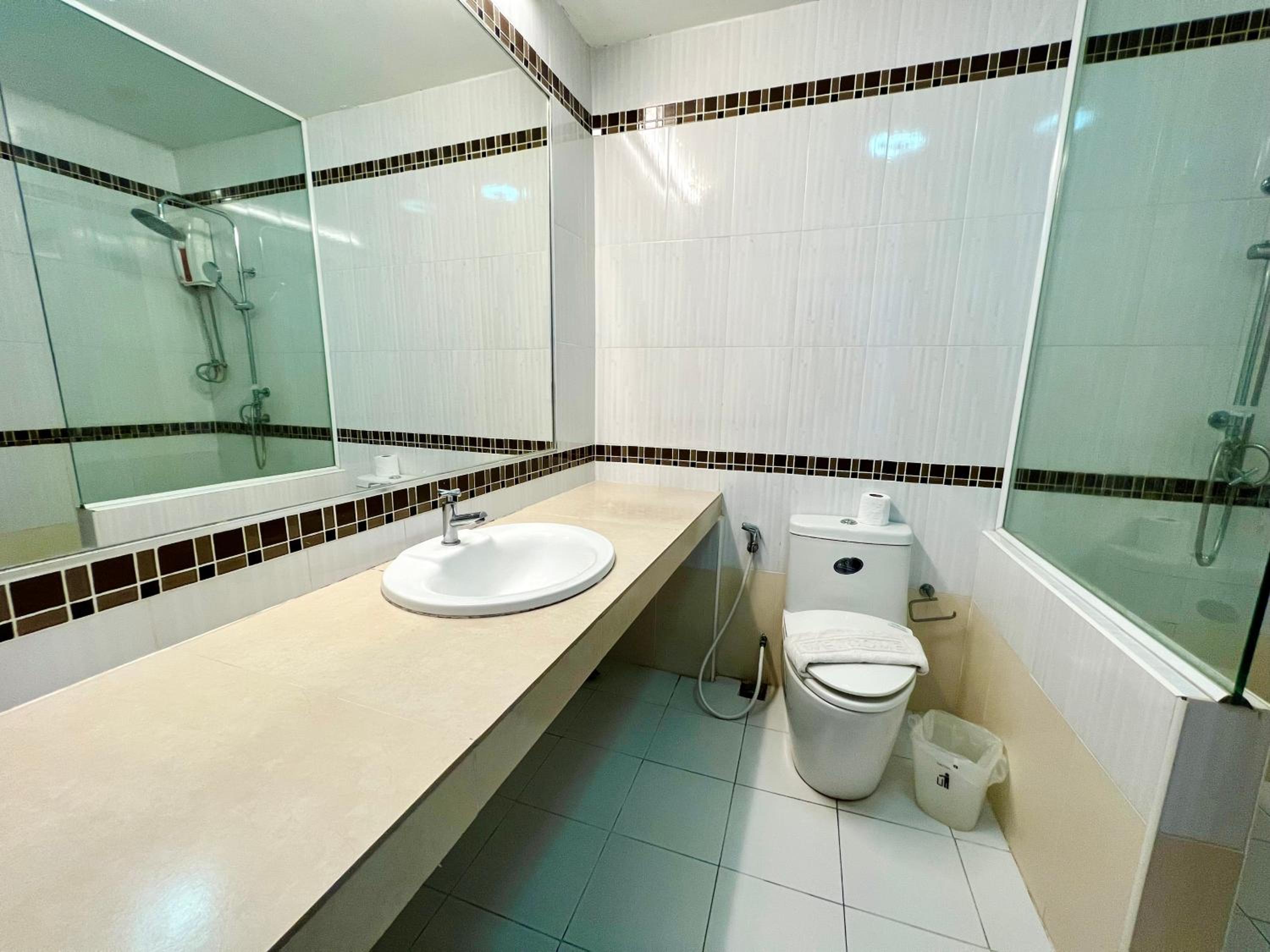 Grand Deluxe Twin Room with Private Terrace  photo 3