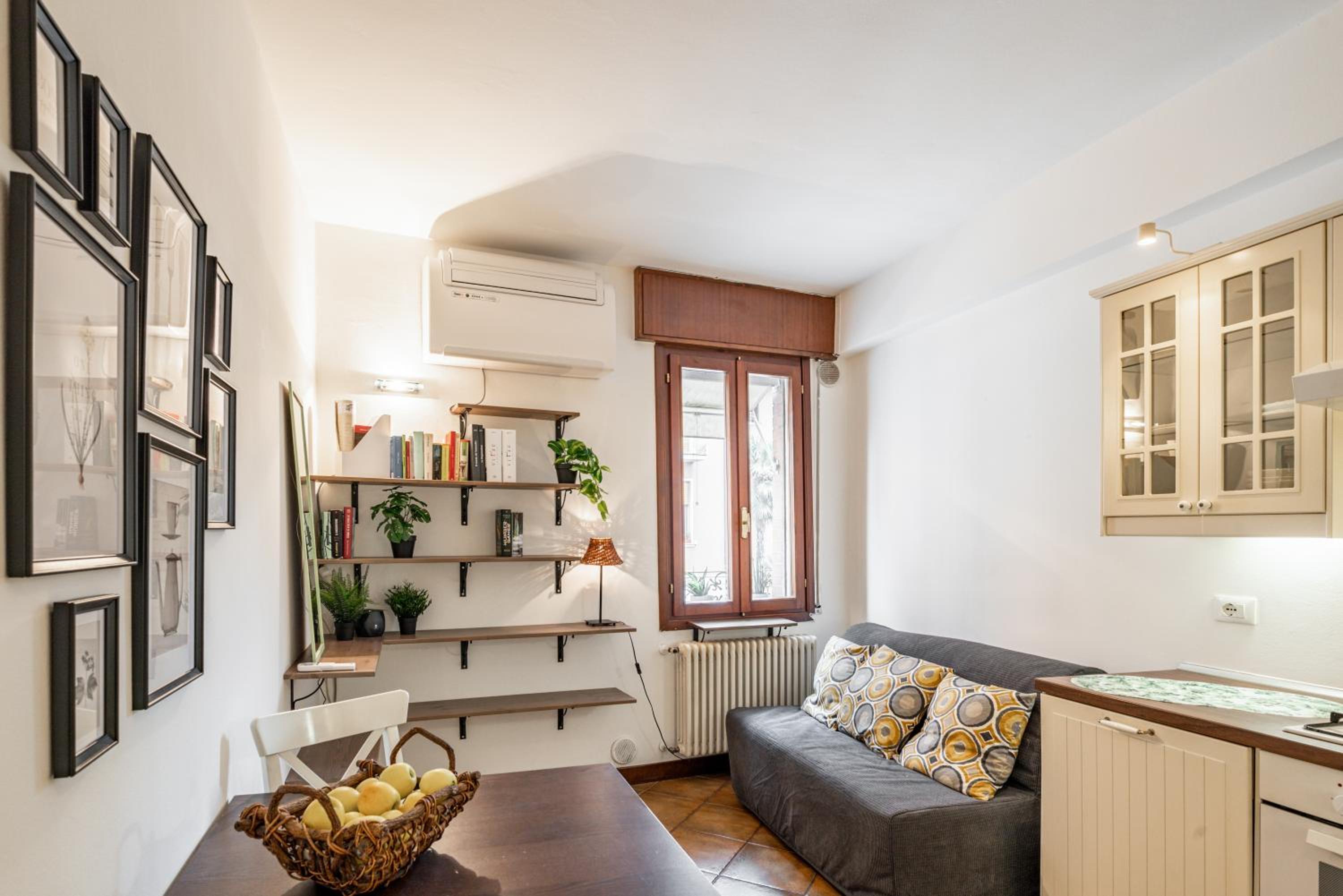 One-Bedroom Apartment