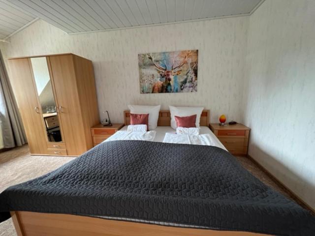 Deluxe Double Room with Balcony photo 3