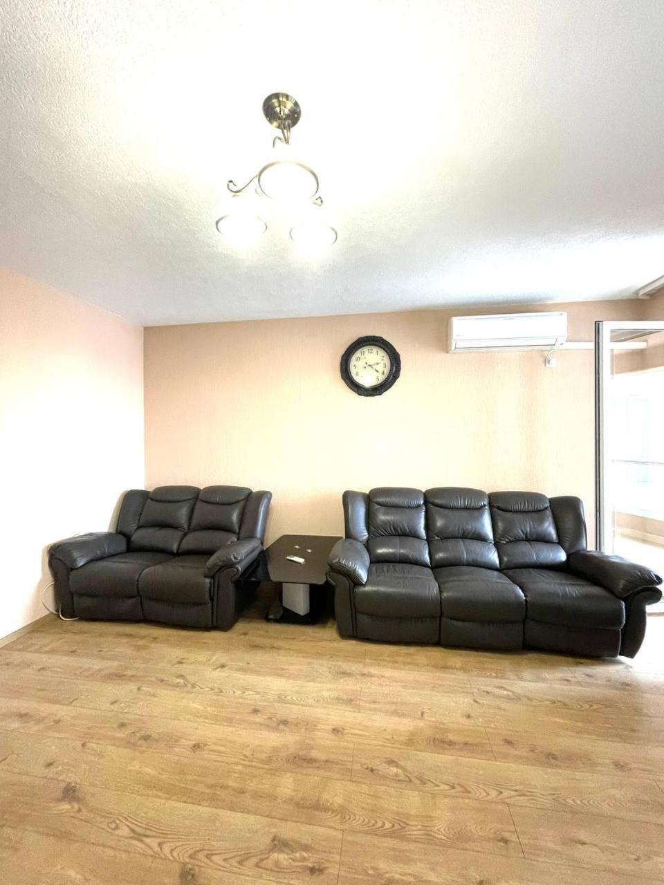 One-Bedroom Apartment - Photo 27