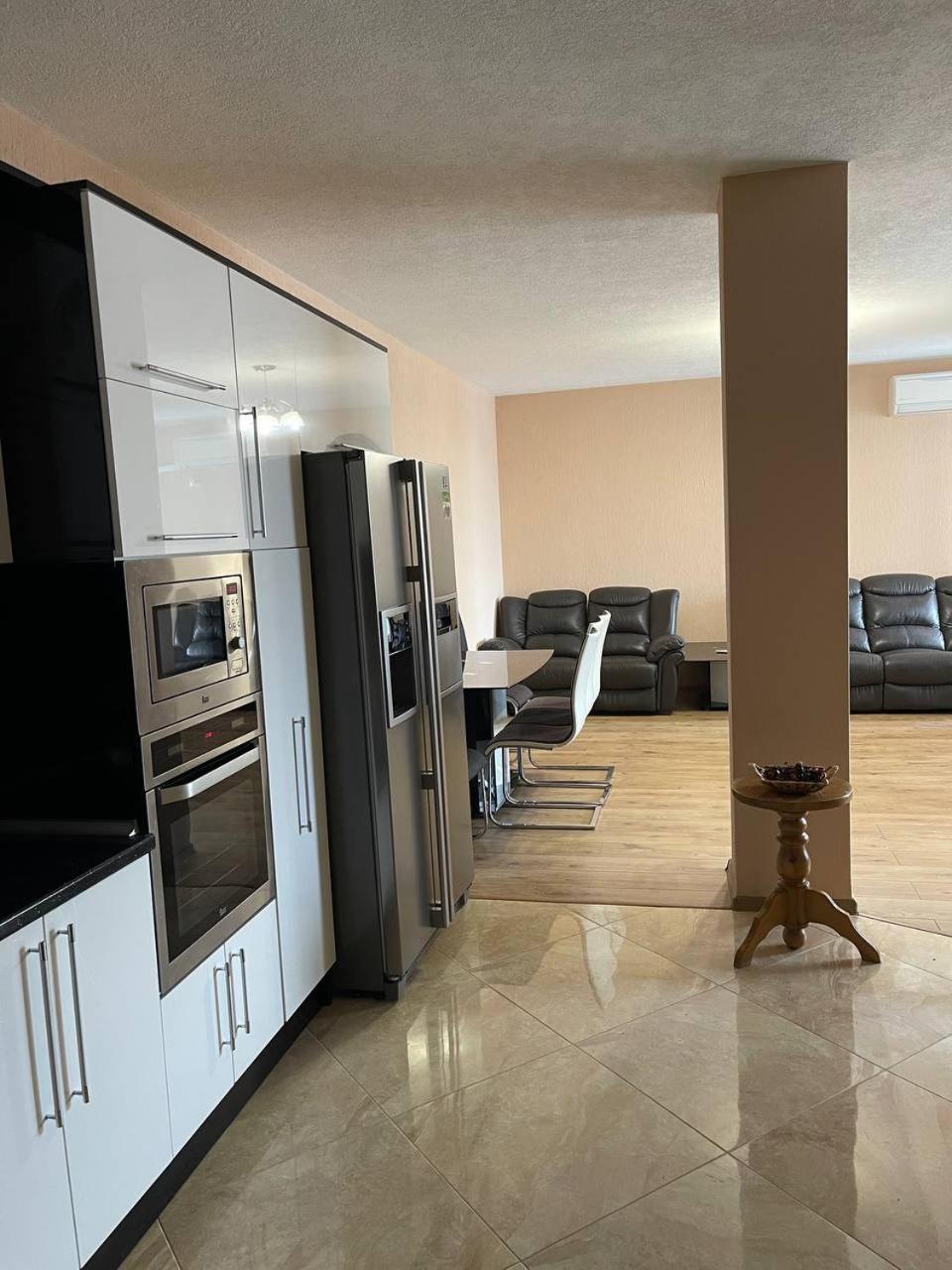 One-Bedroom Apartment - Photo 24