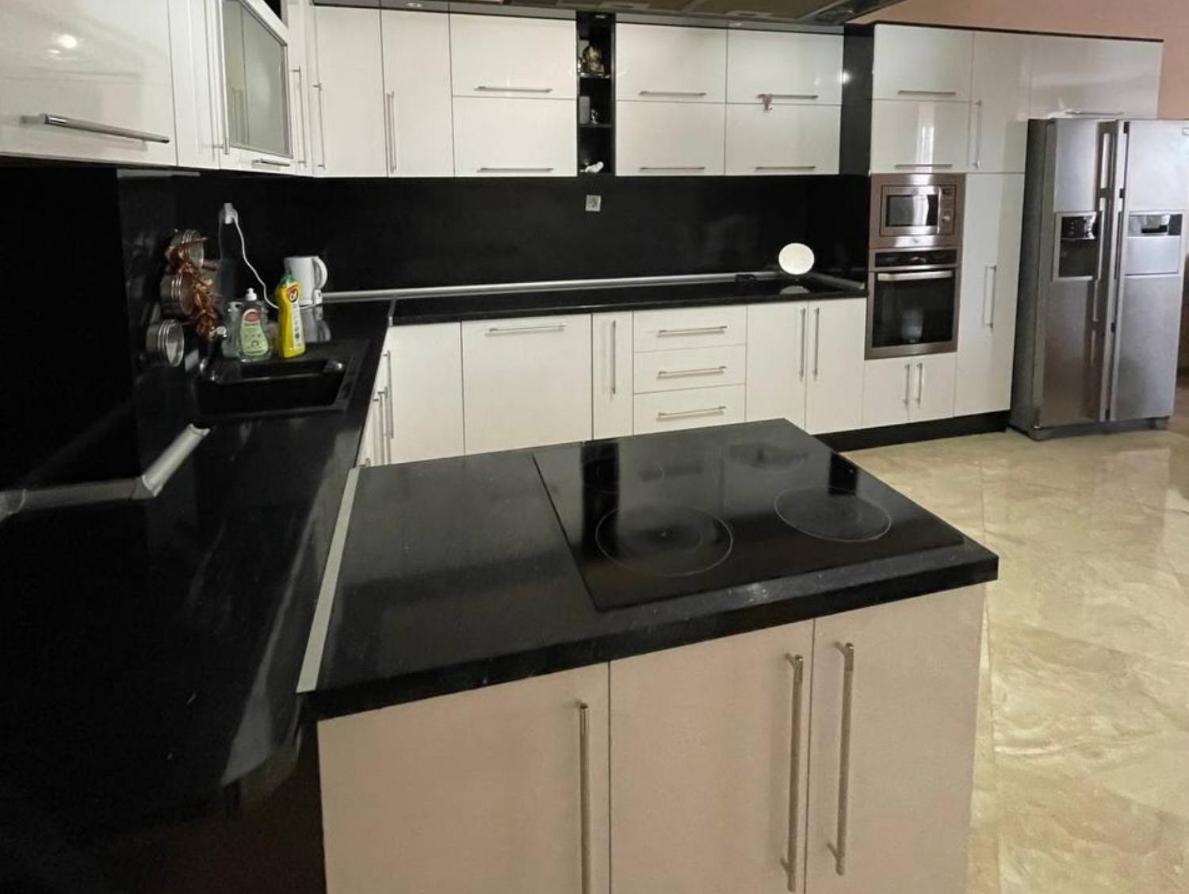 One-Bedroom Apartment - Photo 16