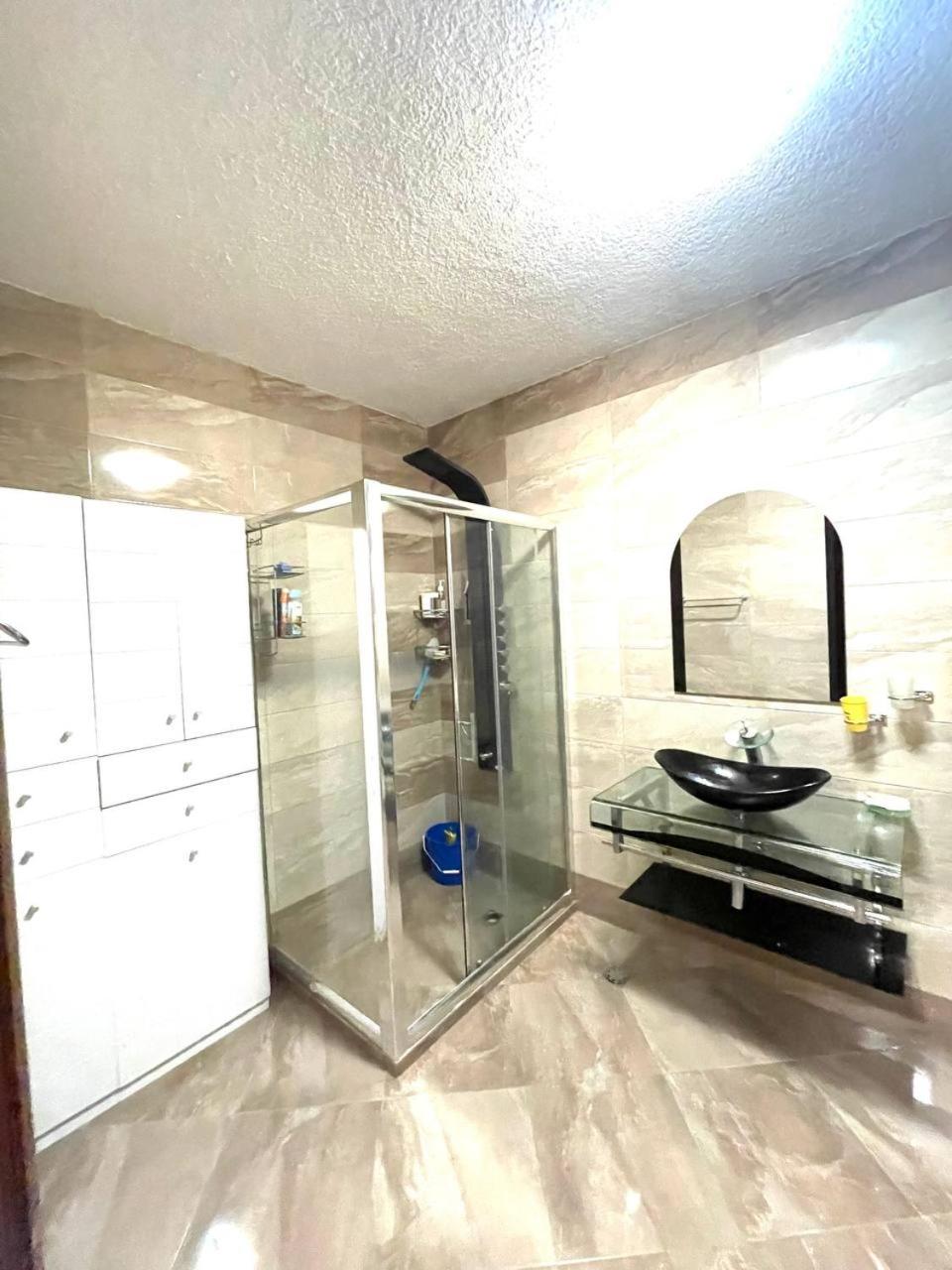 One-Bedroom Apartment - Photo 7