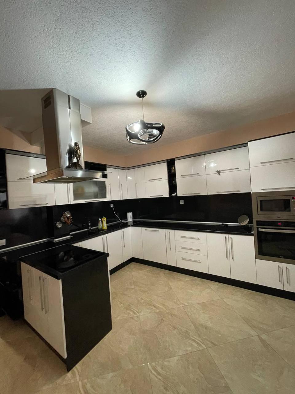 One-Bedroom Apartment - Photo 22