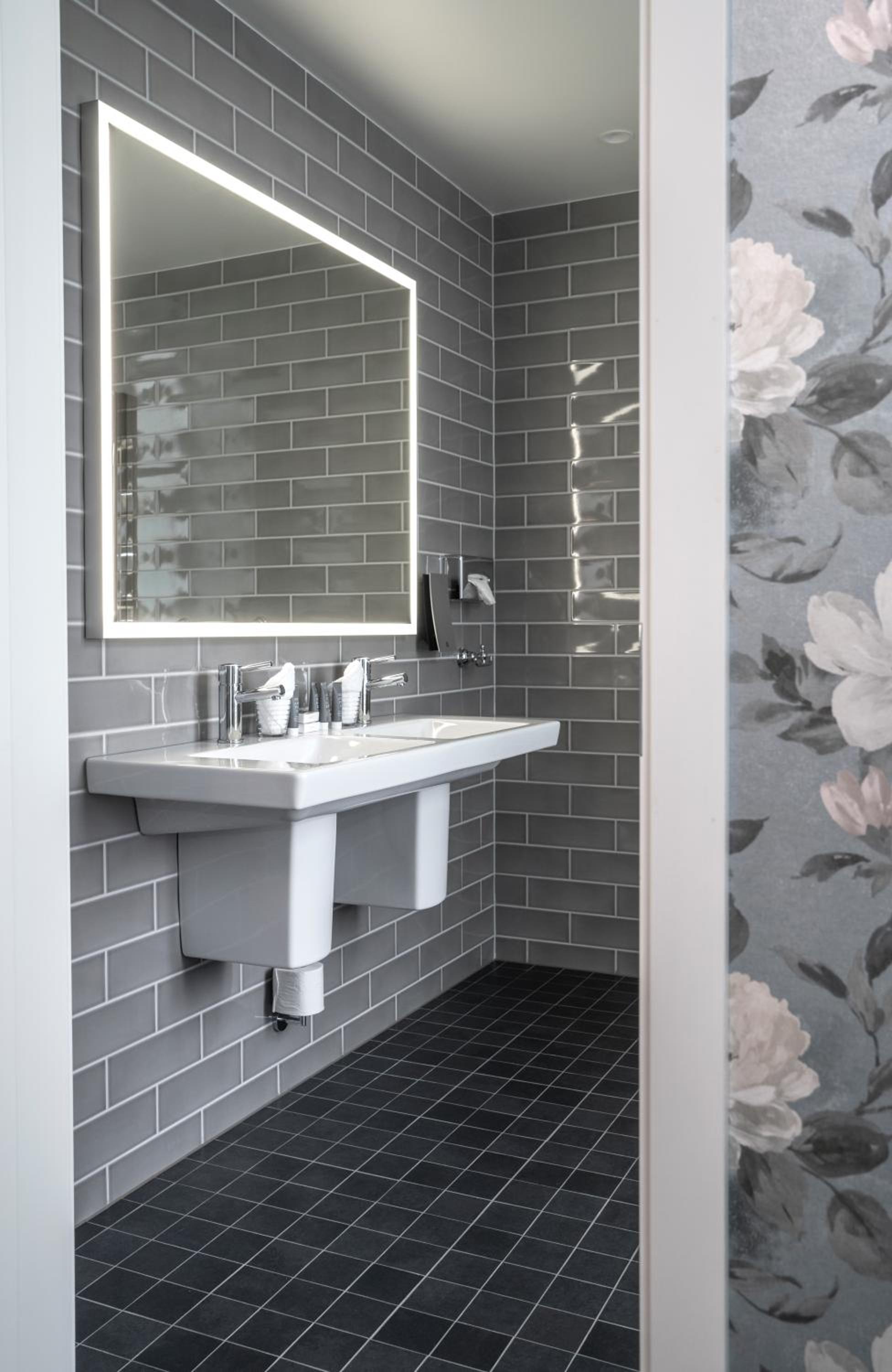 Superior Double Room - Photo 4