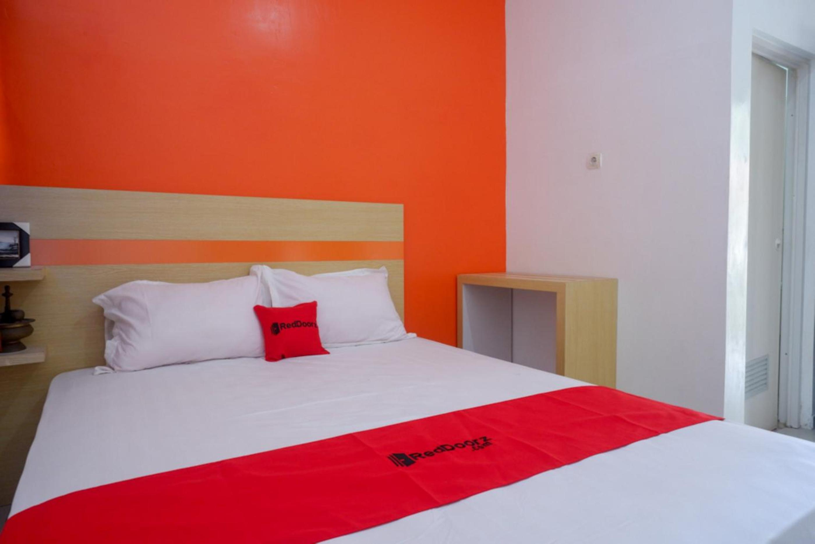 Standard Double Room - Photo 7