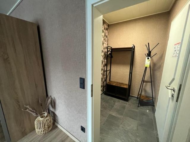 King Room - Disability Access - Photo 7