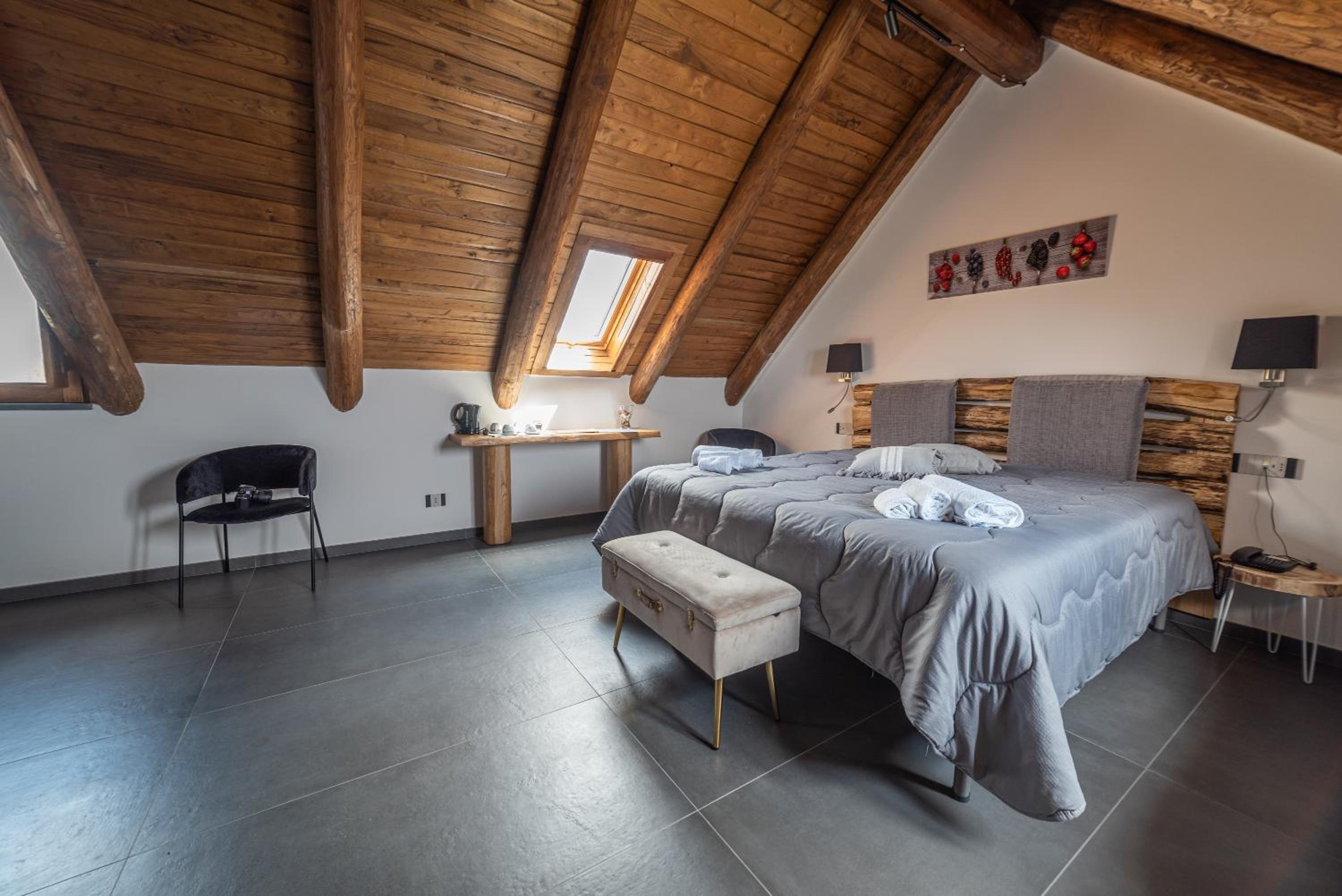 Superior Double Room with Sea View - Photo 6