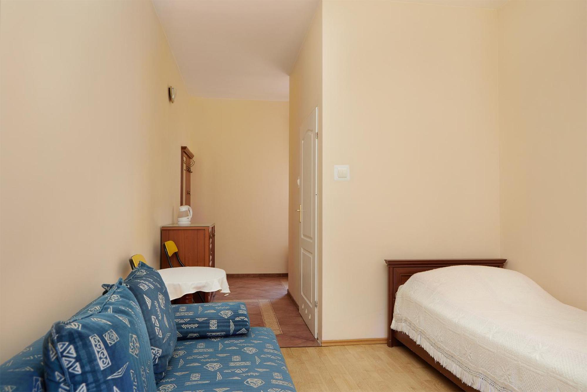Triple Room with Garden View - Photo 1