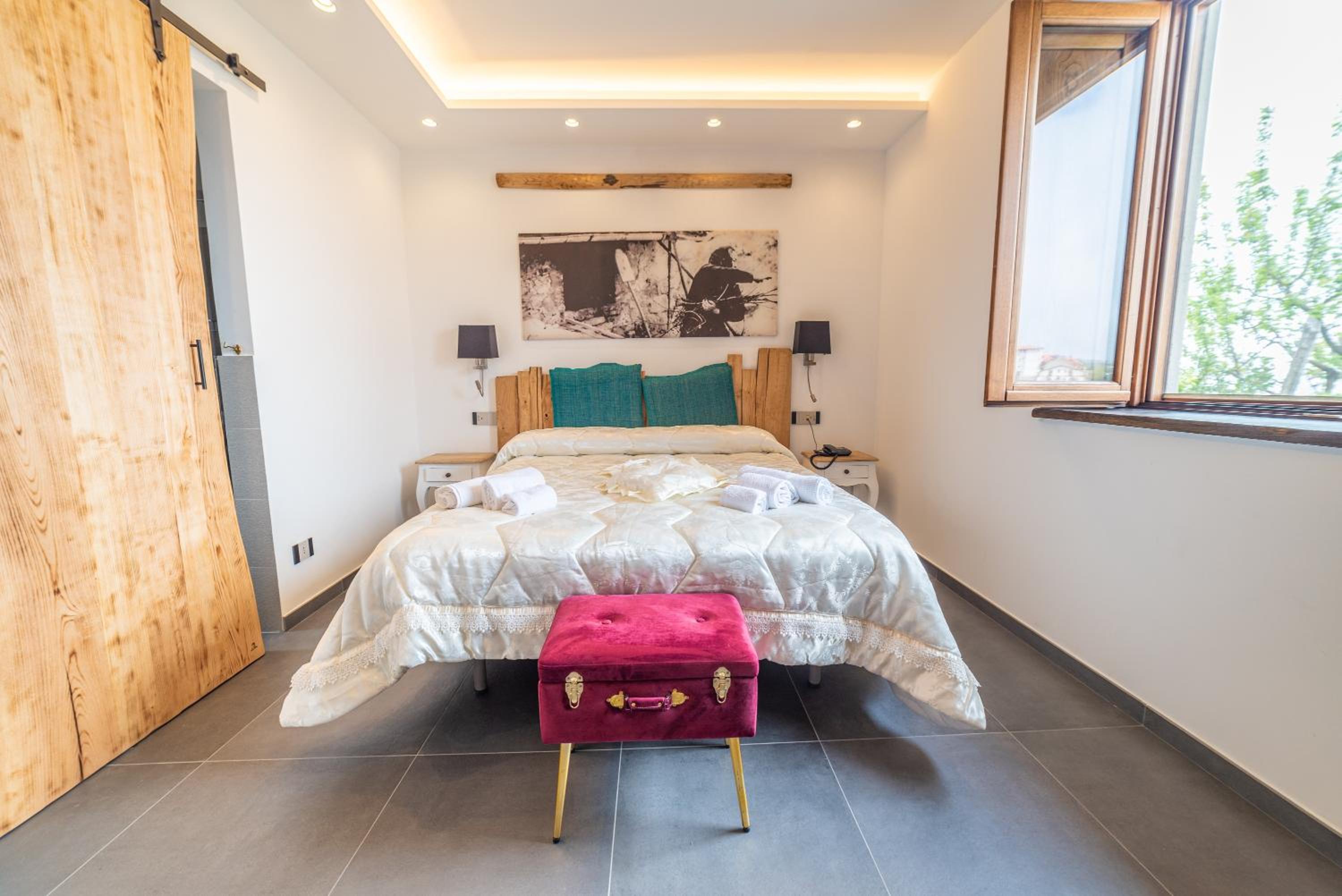 Double Room with Sea View - Photo 26