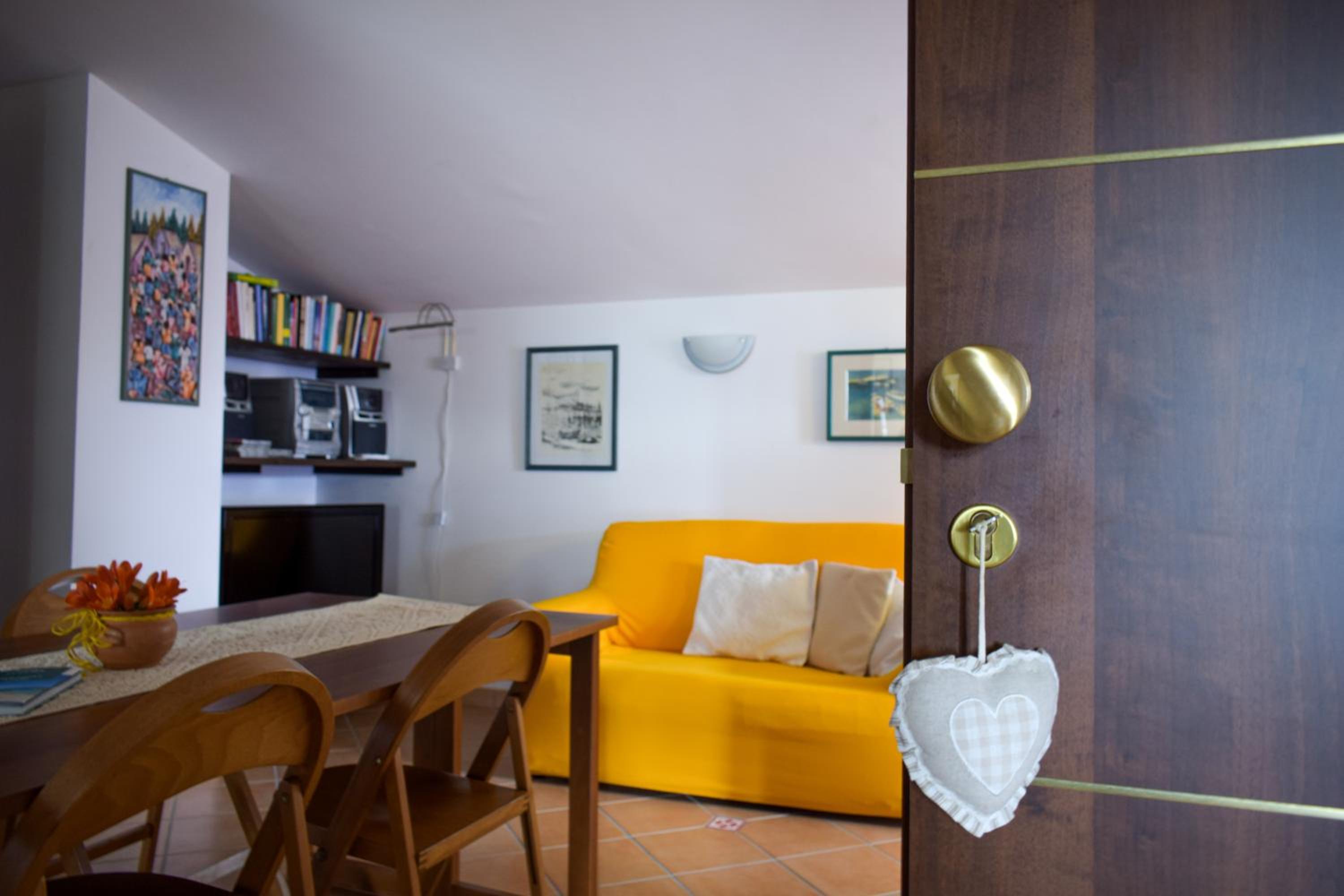 Apartment photo 1