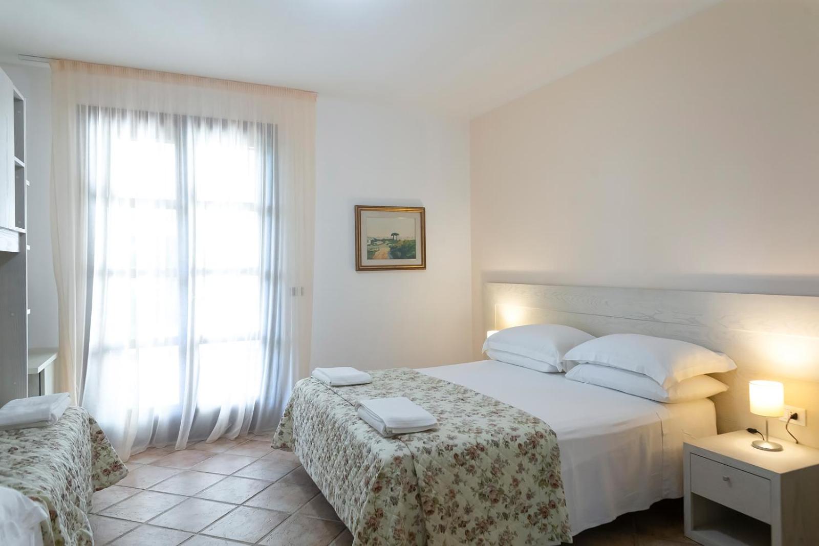 Triple Room with Pool View