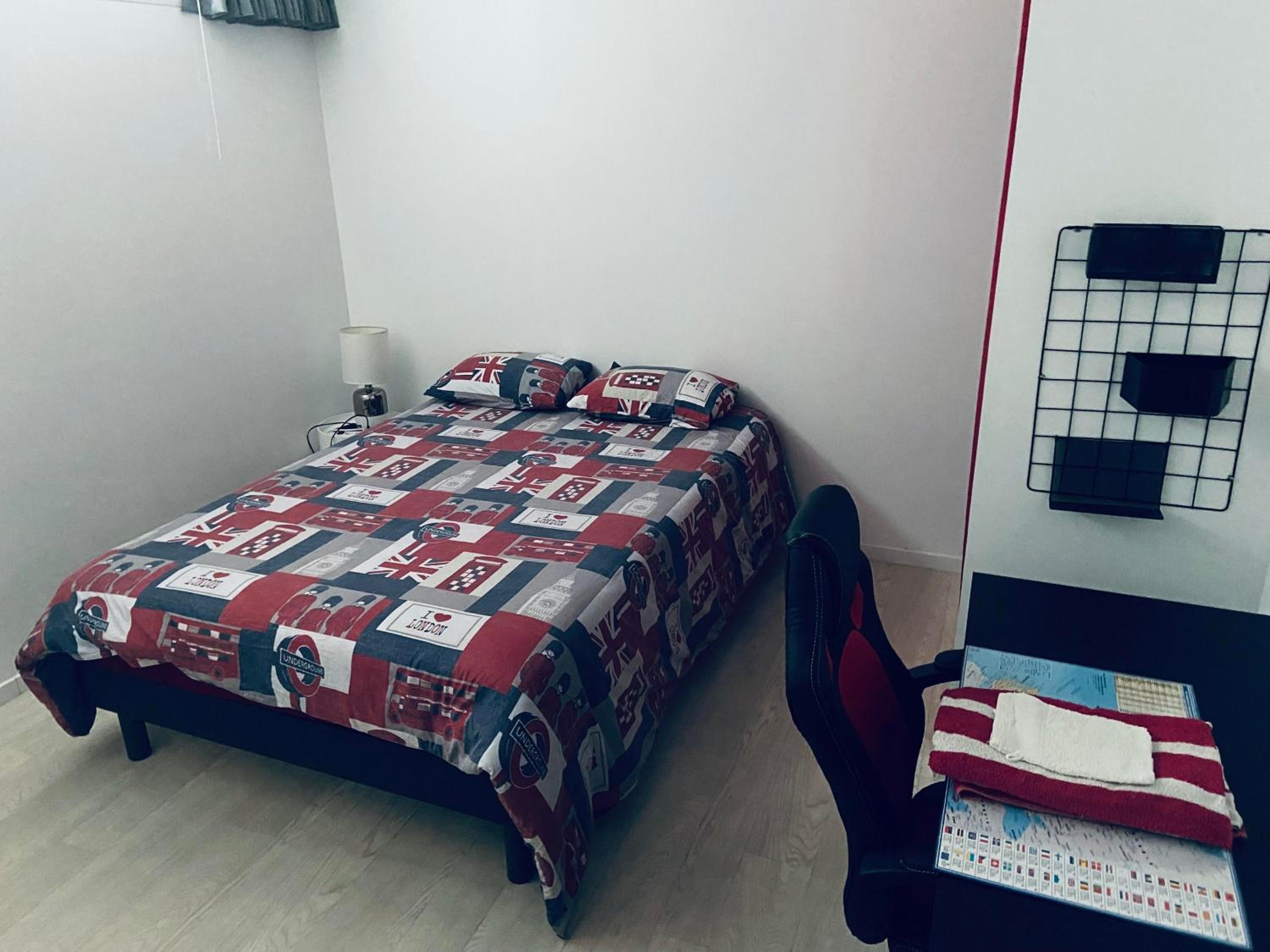 Double Room - Photo 3