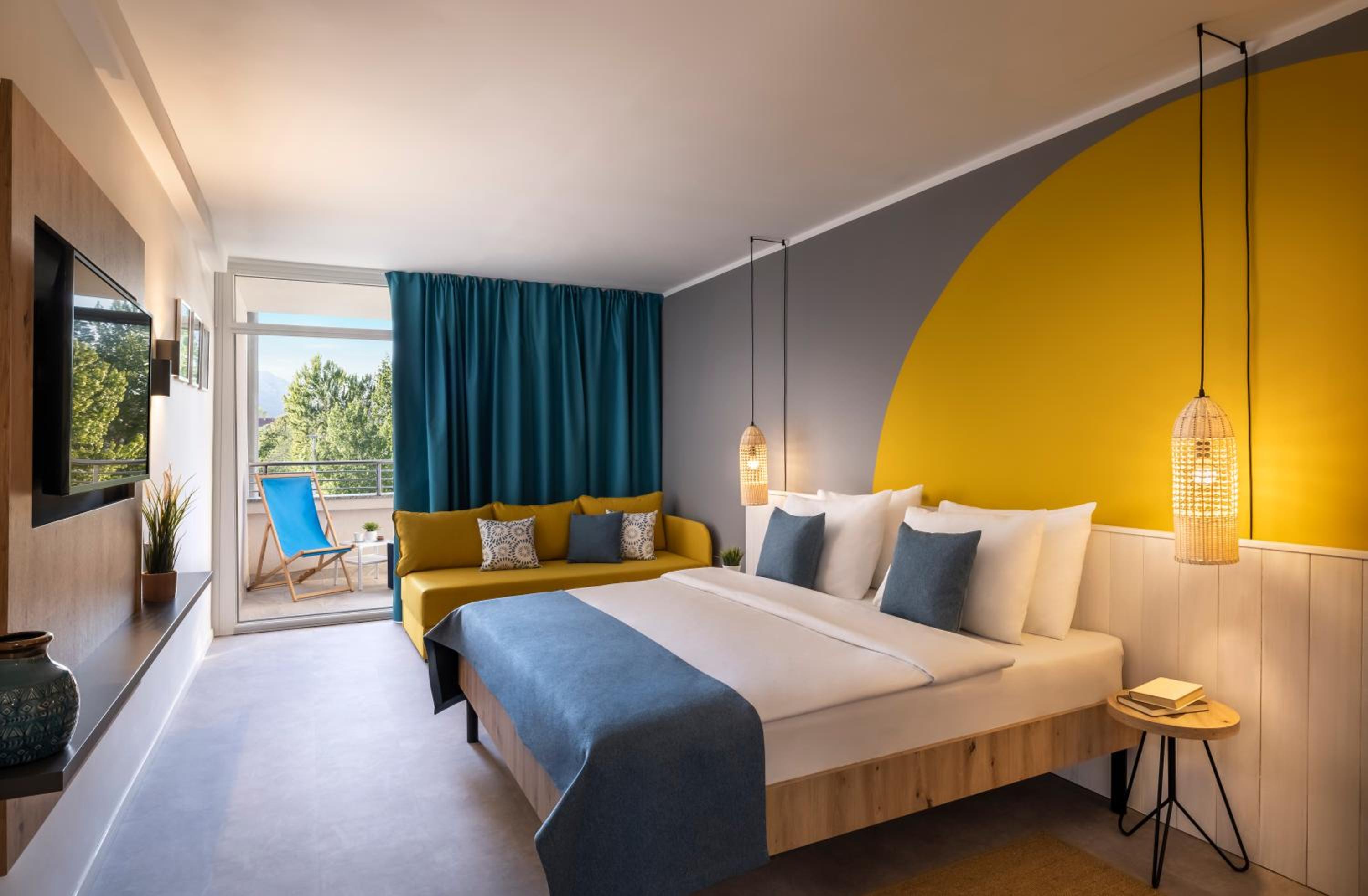 Room for 3 - Photo 1