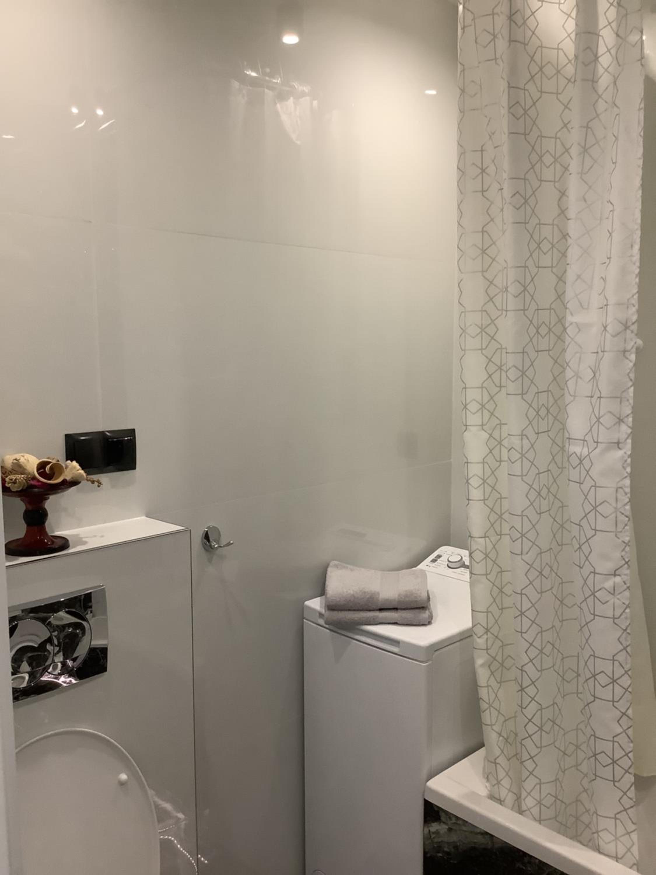 Two-Bedroom Apartment - Photo 15