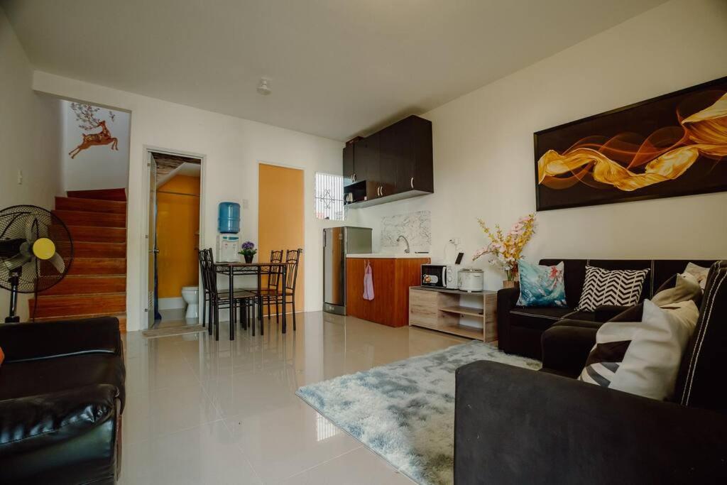 Two-Bedroom House - Photo 14