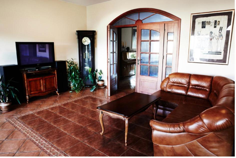 Family Studio - Photo 3