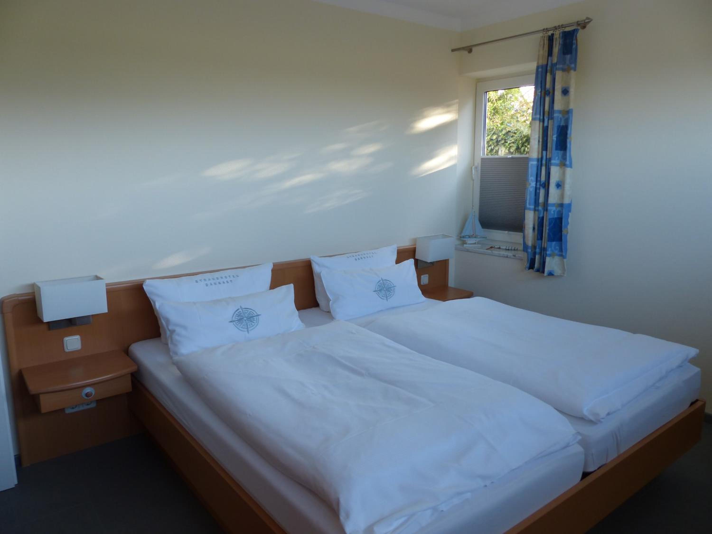 Family Room (2 Adults + 2 Children)