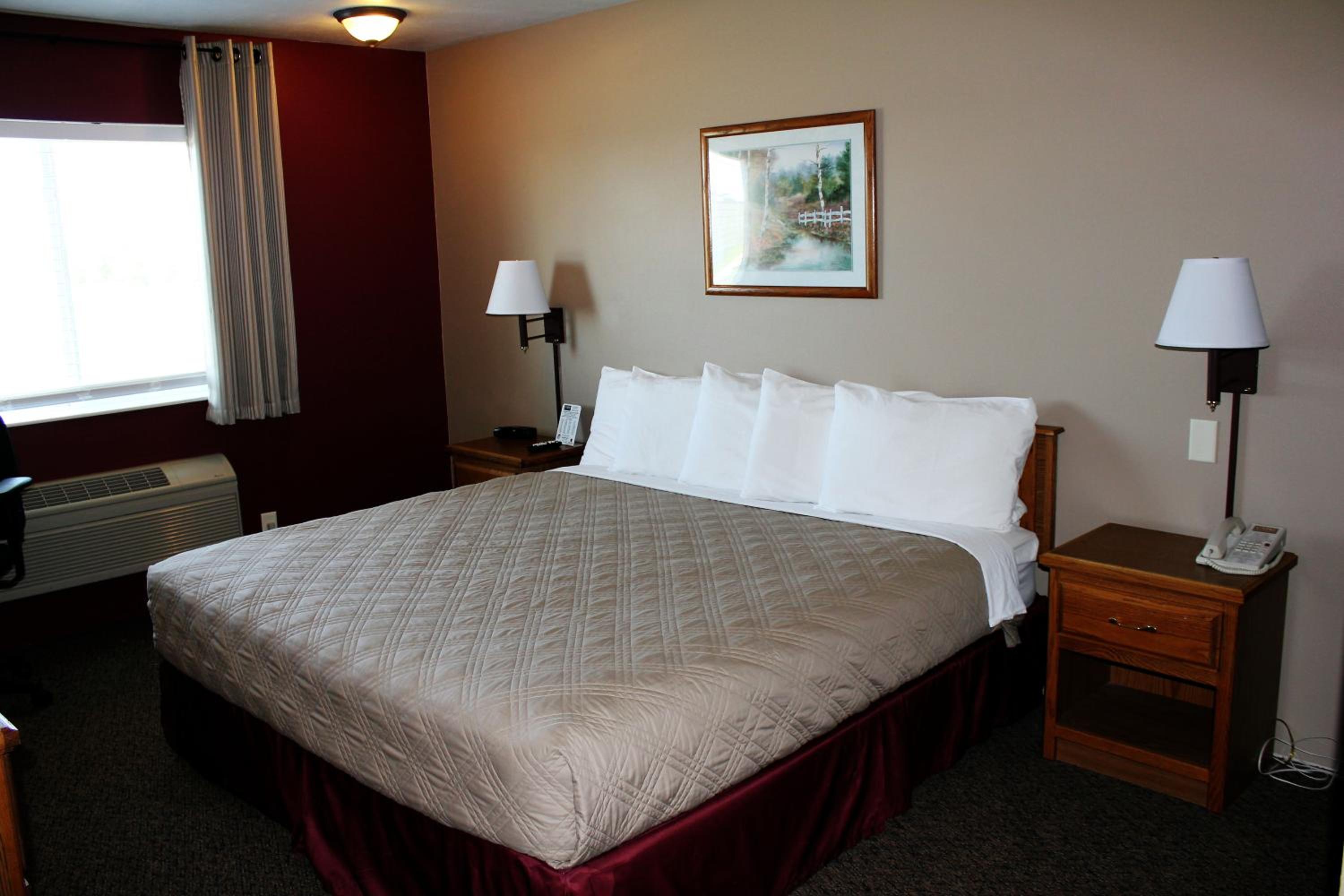 King Room - Non-Smoking photo 1