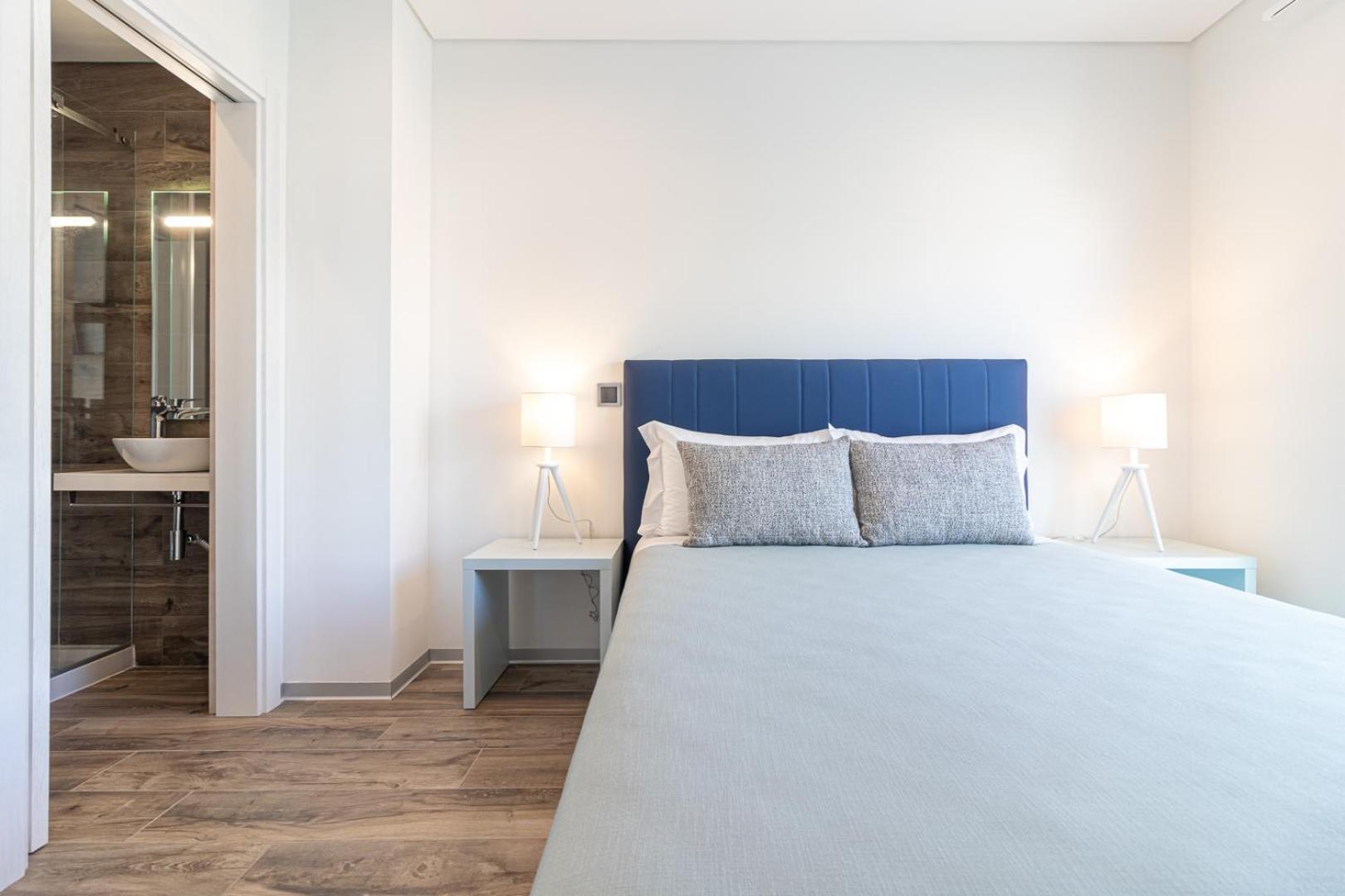 Standard Double Room - Photo 2