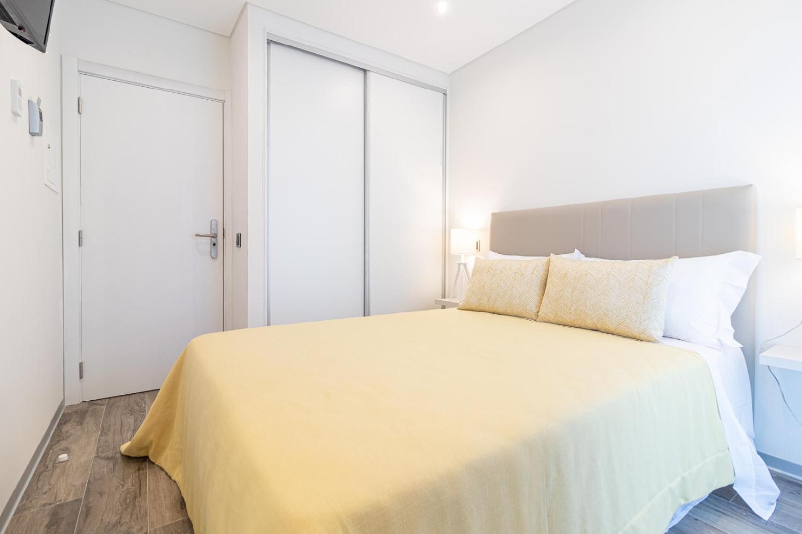 Budget Double Room with Balcony photo 2