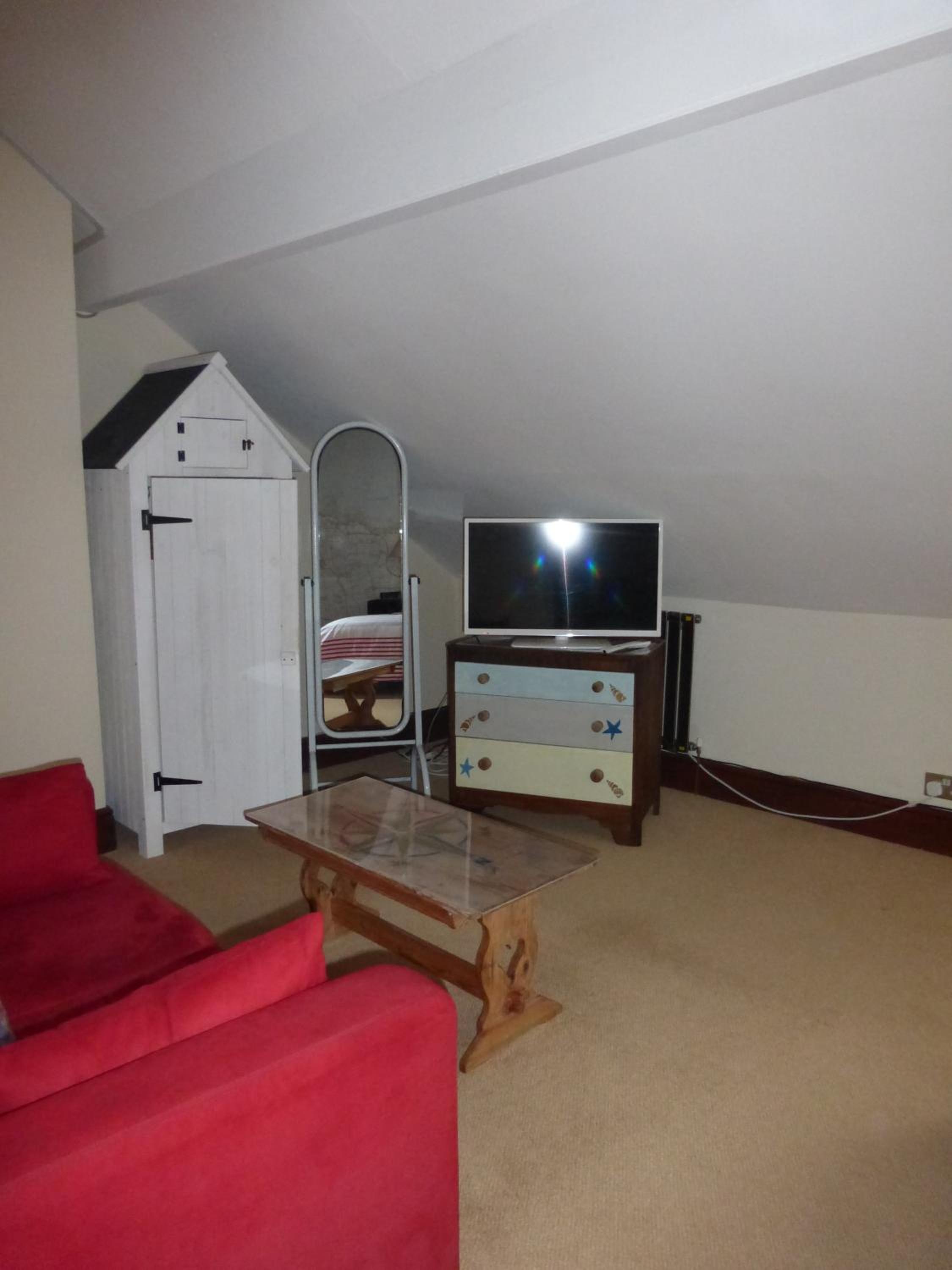 Deluxe King Room photo 3