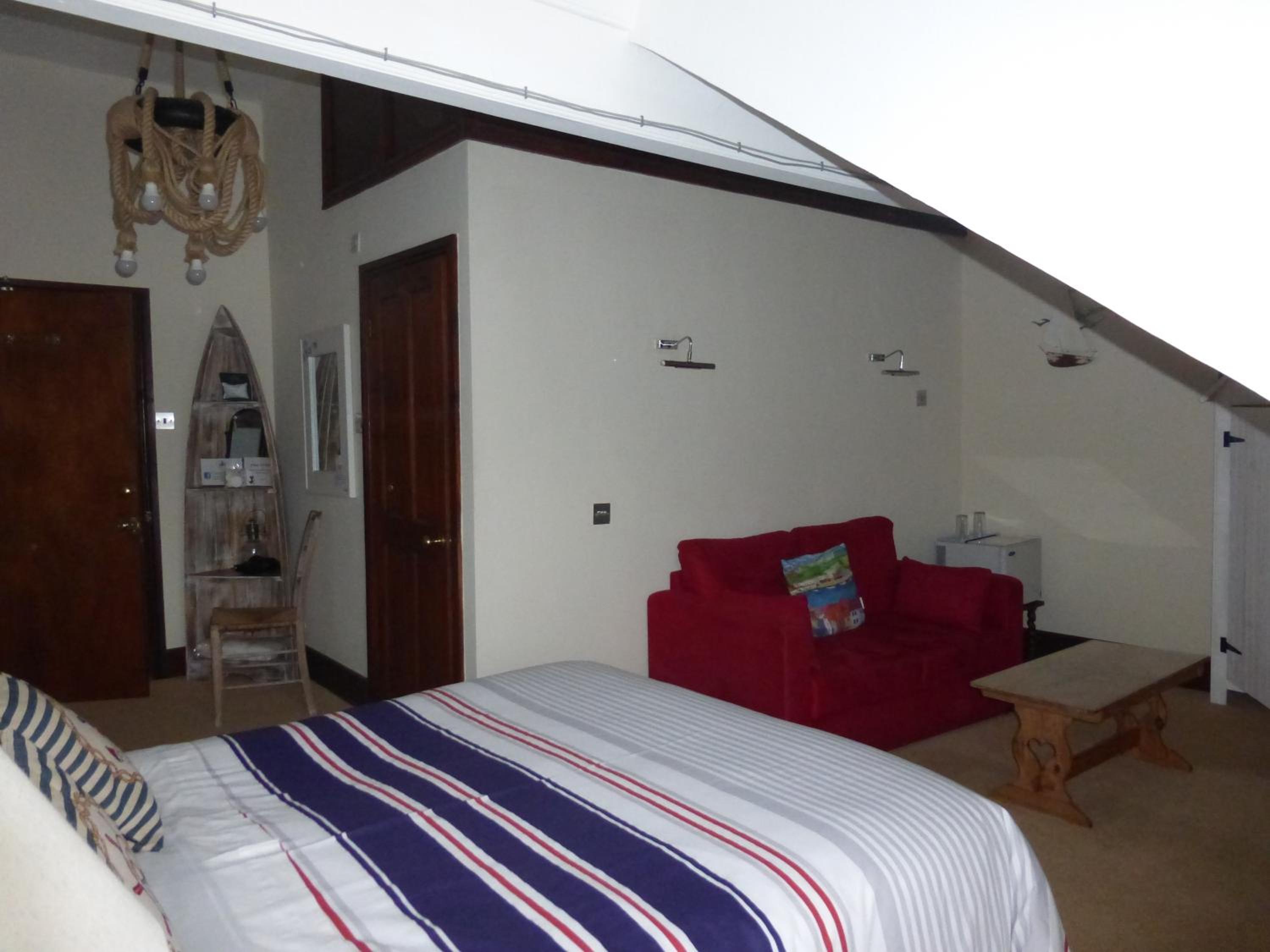 Deluxe King Room photo 2
