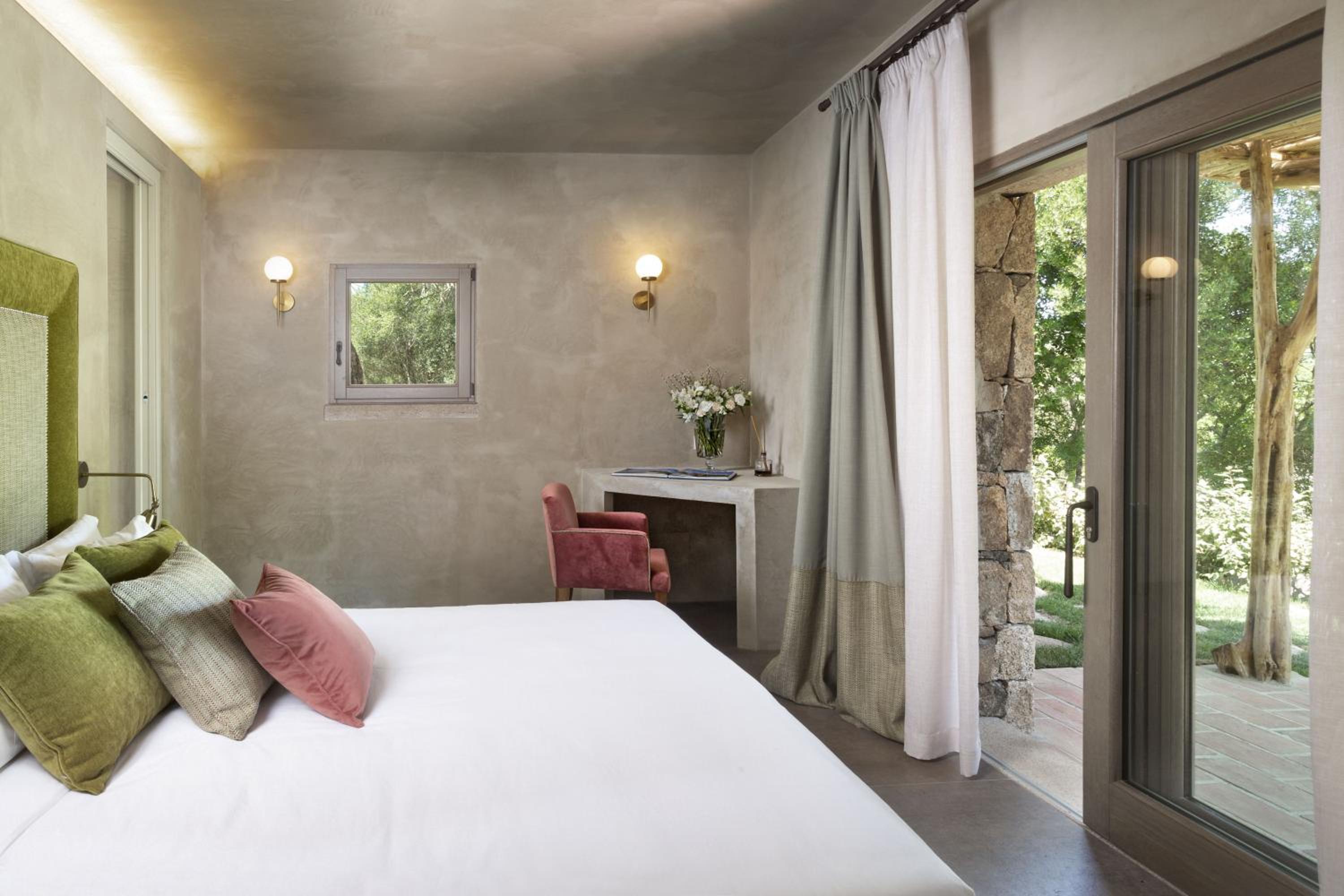 Exclusive Suite with Private Pool photo 3