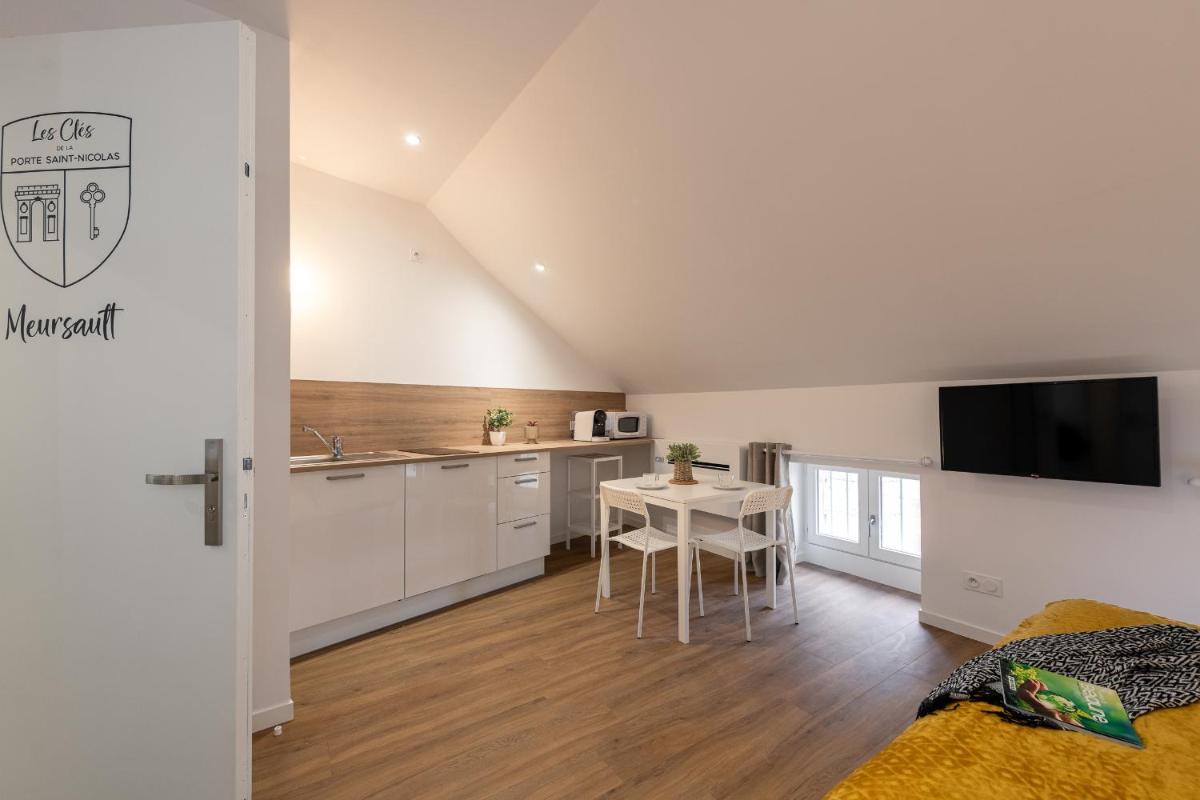Apartment - Photo 3