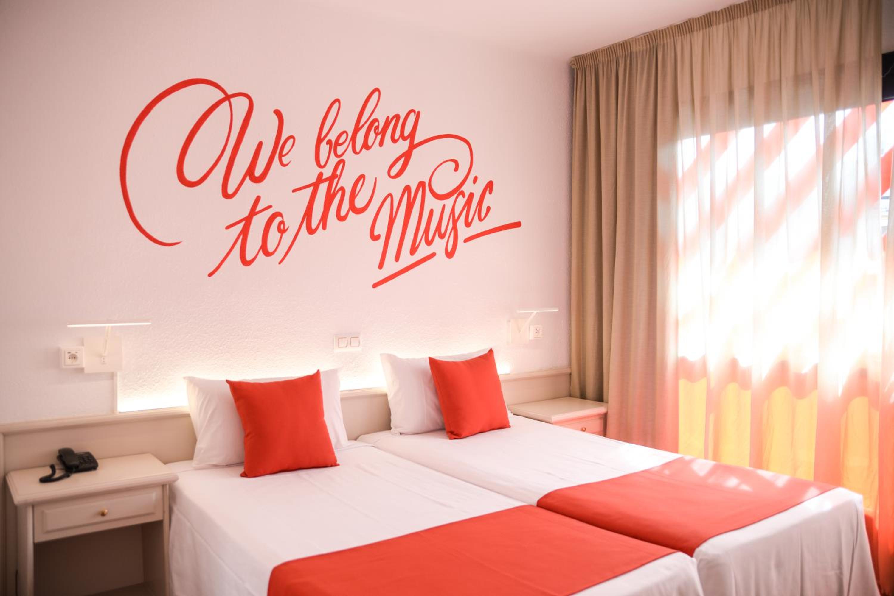 Quarto Triplo Deluxe (3 Adultos)