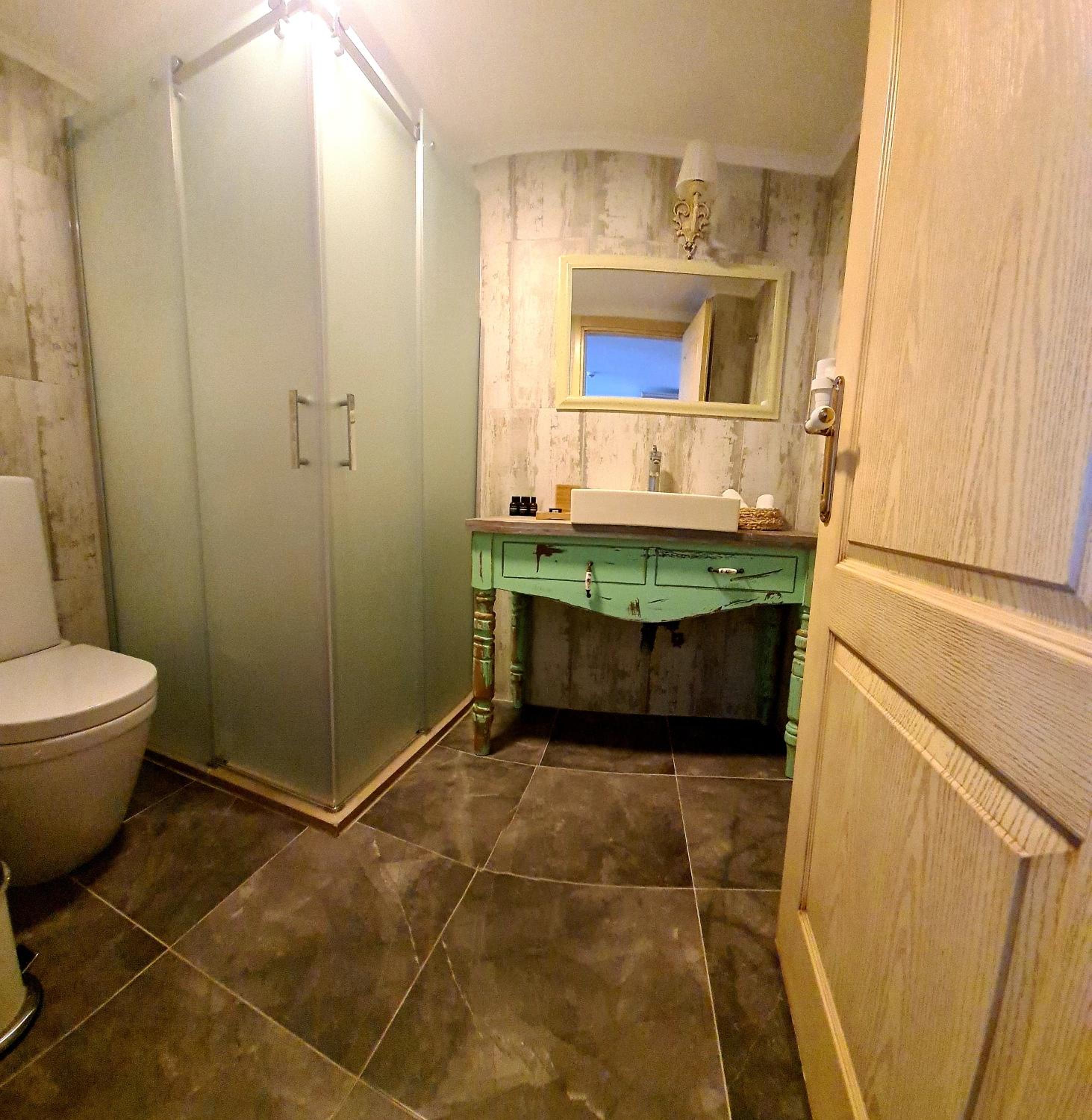 Deluxe Double Room With Balcony And Sea View photo 2
