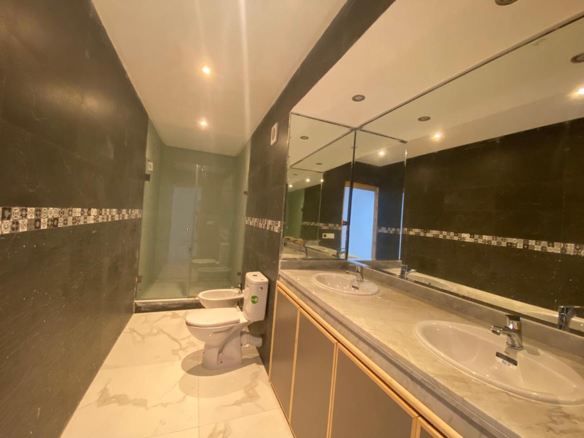 Three-Bedroom Apartment - Photo 1