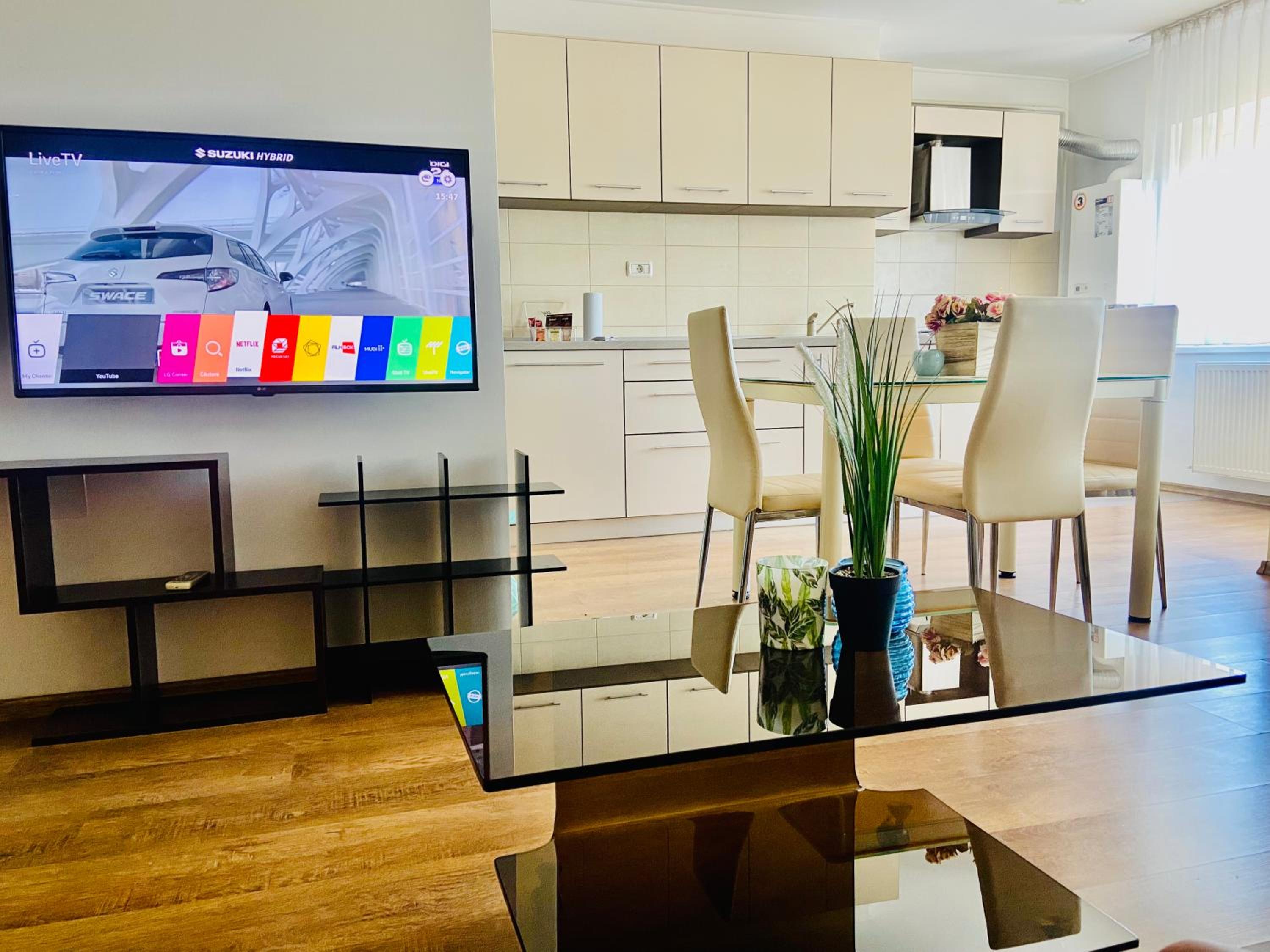 One-Bedroom Apartment - Photo 4