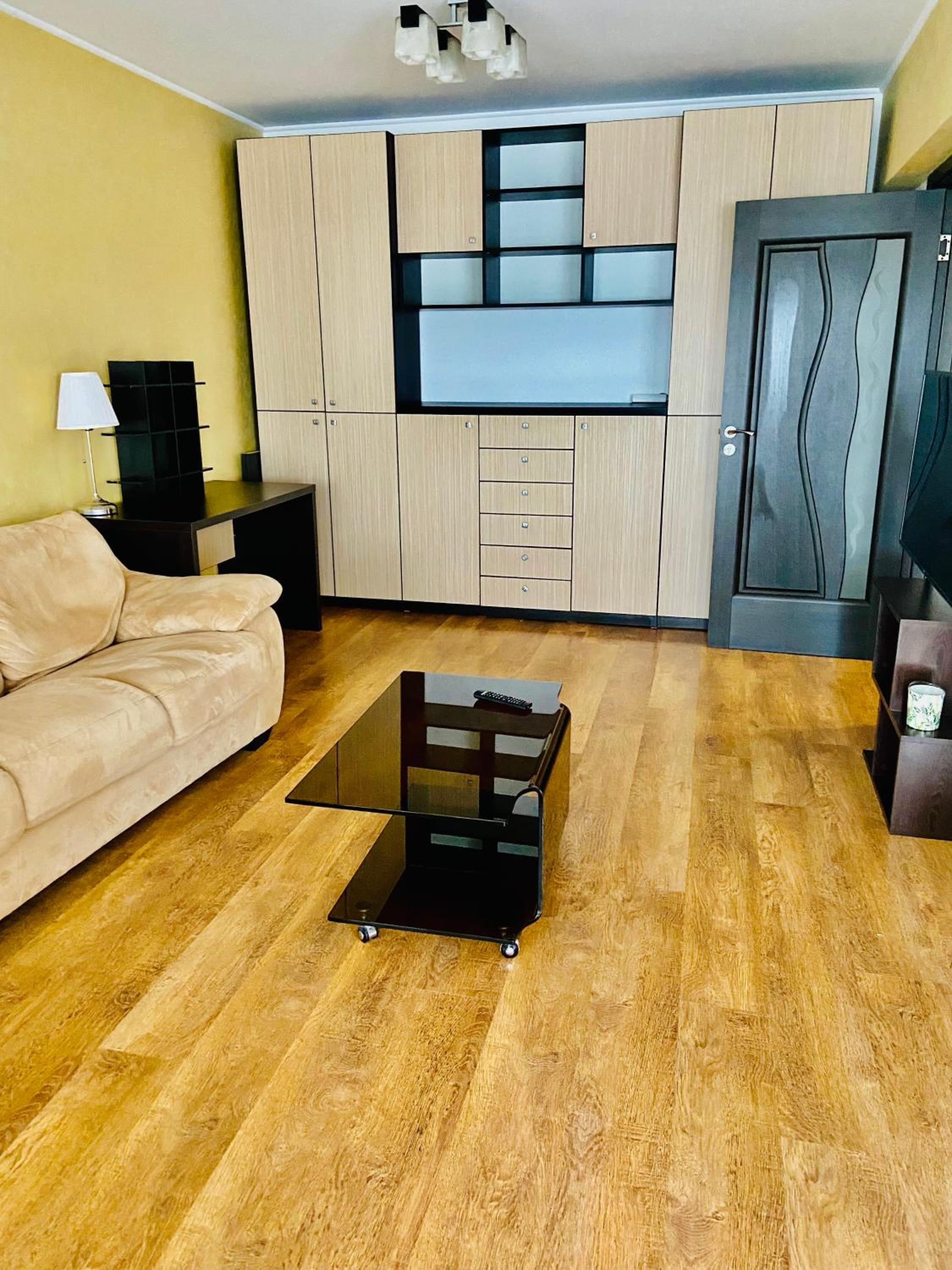 One-Bedroom Apartment - Photo 10