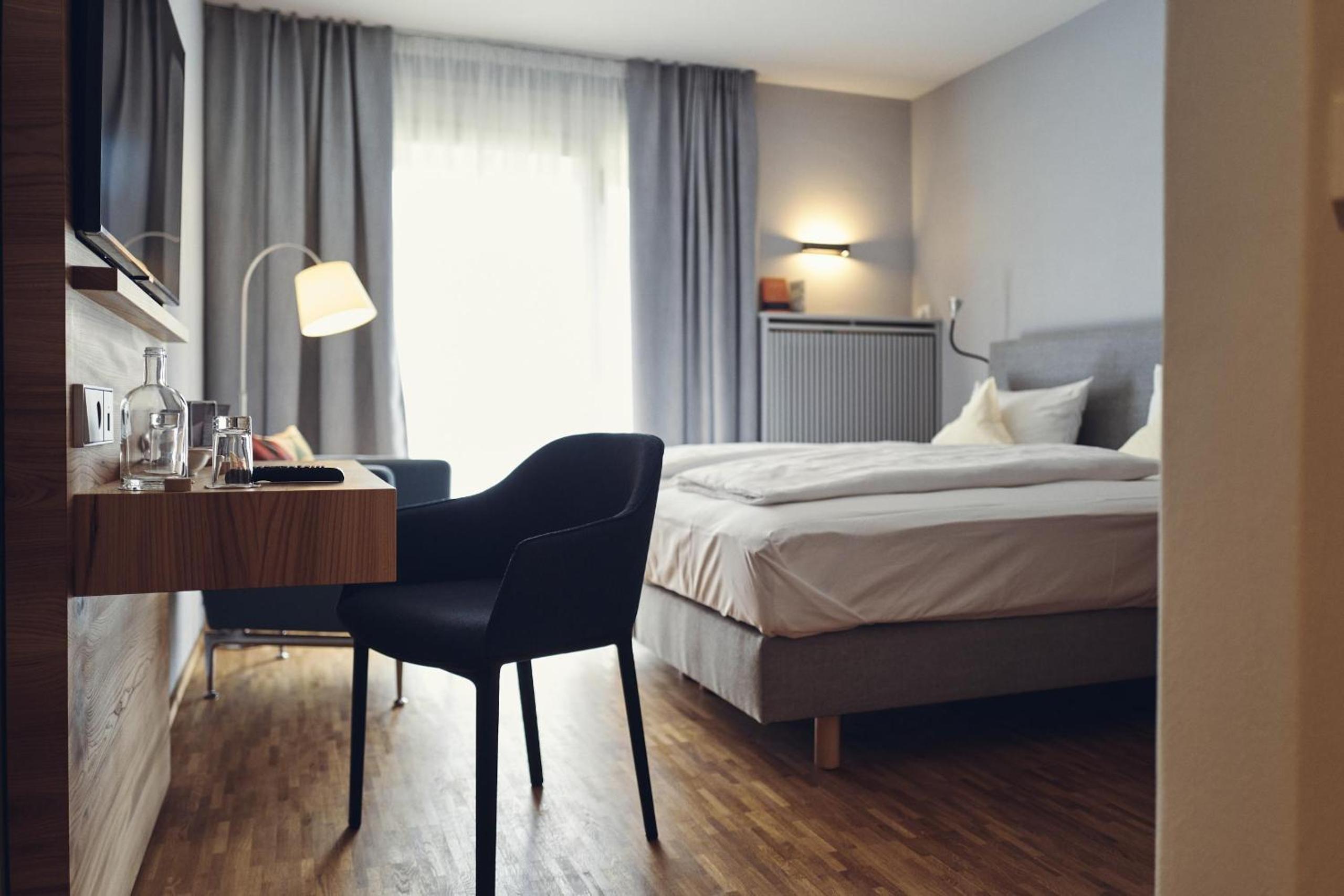 Deluxe Room - Photo 2