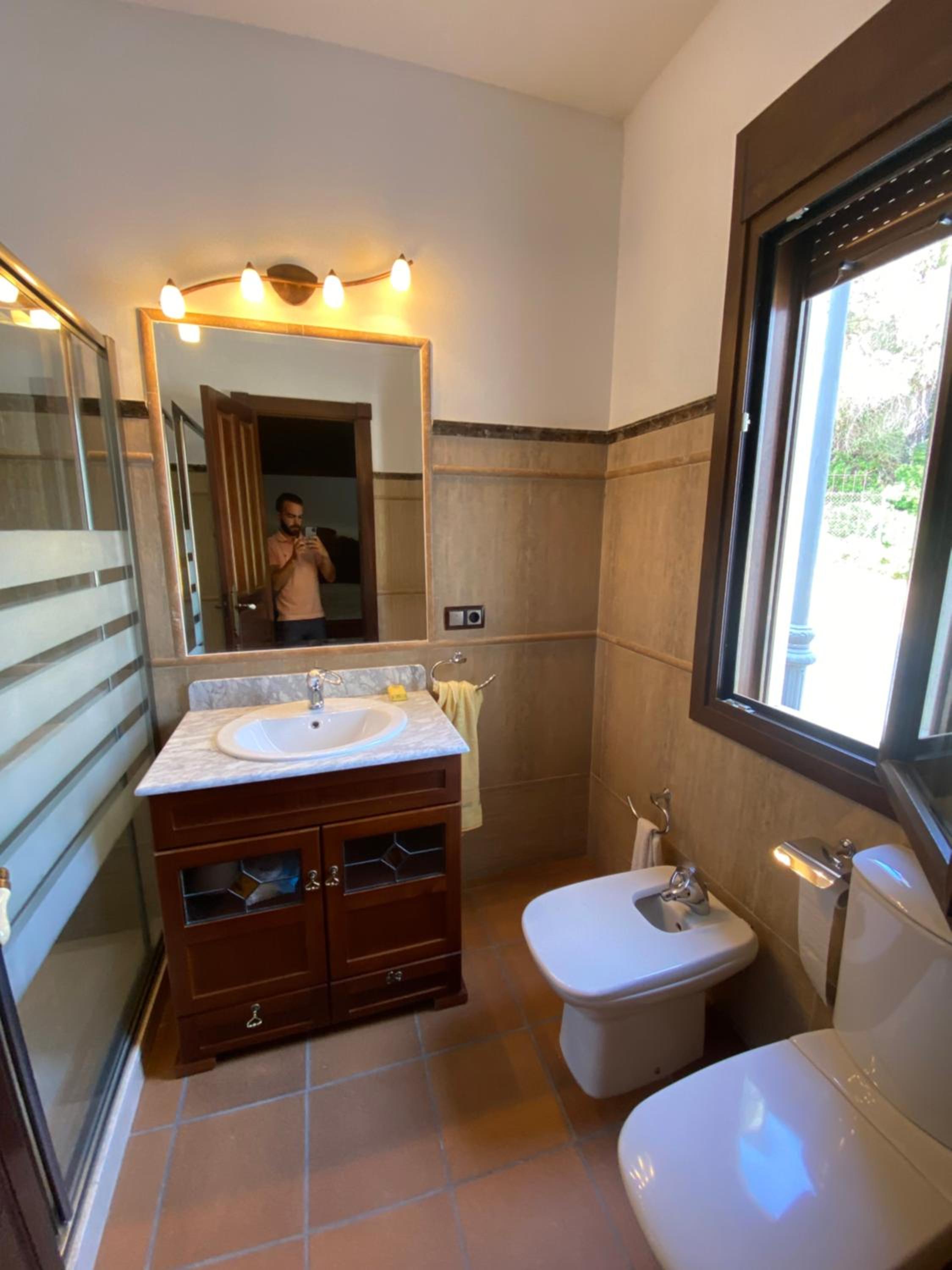 Villa photo 3