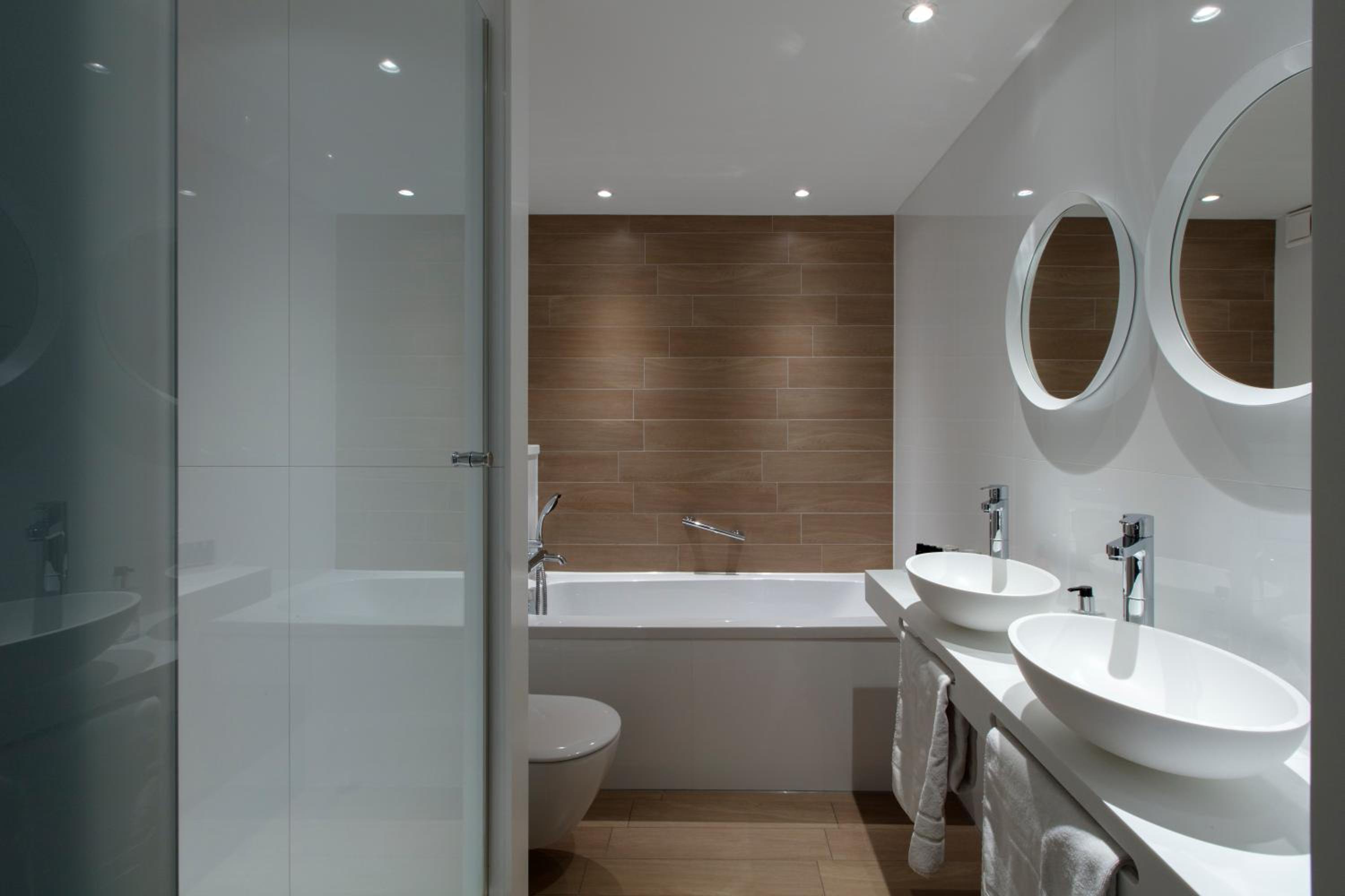 Executive Suite photo 2